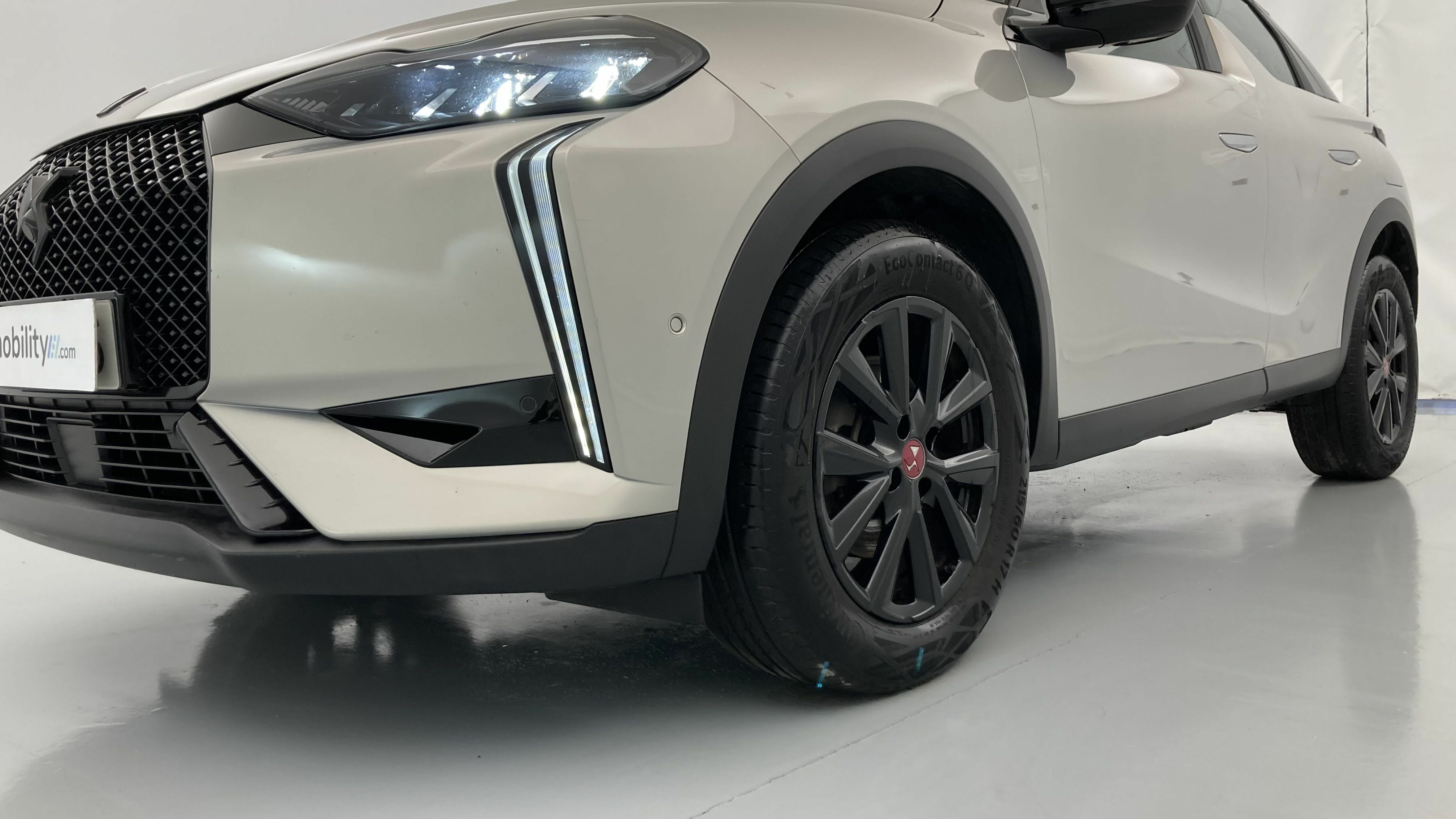 ds ds3 crossback performance line 1.5 BLUEHDI 130 EAT 2023 crystal pearl 25