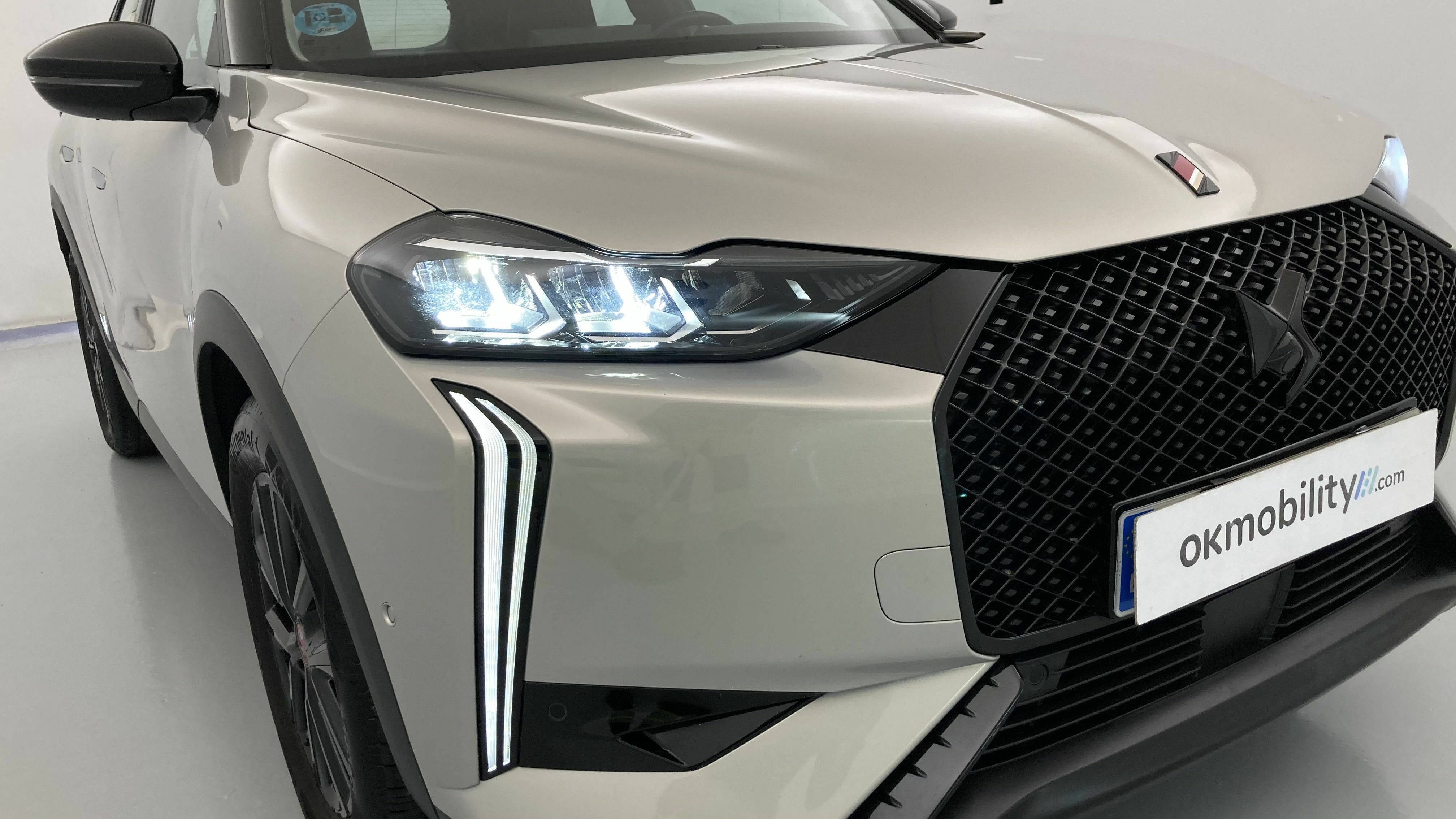 ds ds3 crossback performance line 1.5 BLUEHDI 130 EAT 2023 crystal pearl 28