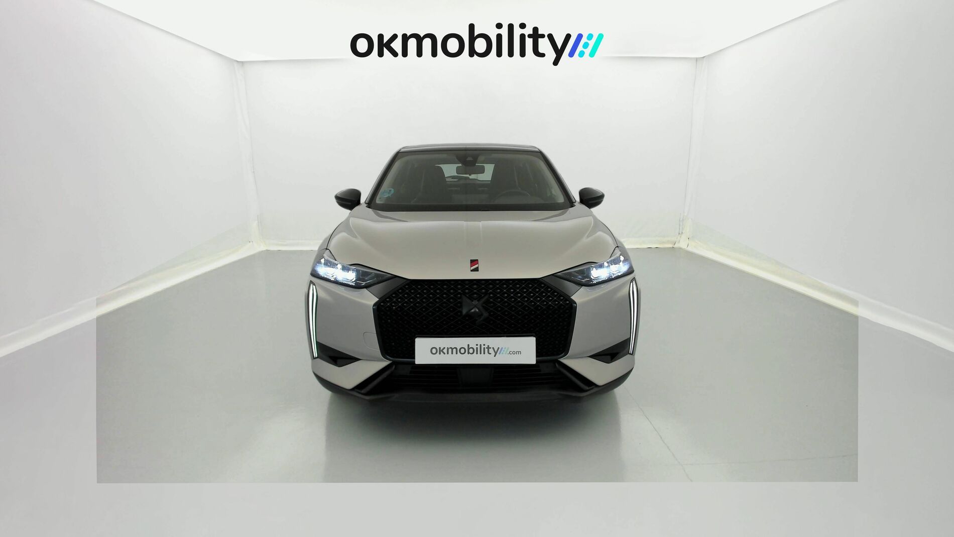 ds ds3 crossback performance line 1.5 BLUEHDI 130 EAT 2023 crystal pearl 3