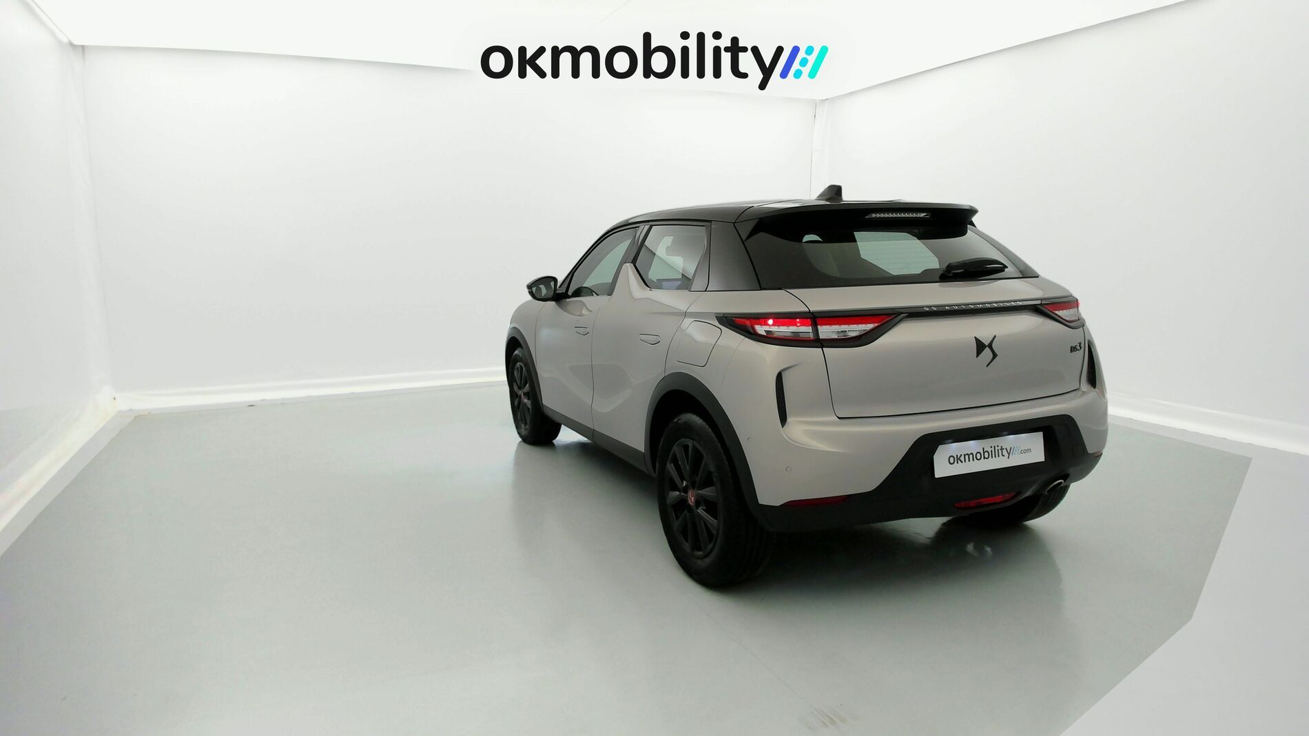 ds ds3 crossback performance line 1.5 BLUEHDI 130 EAT 2023 crystal pearl 8