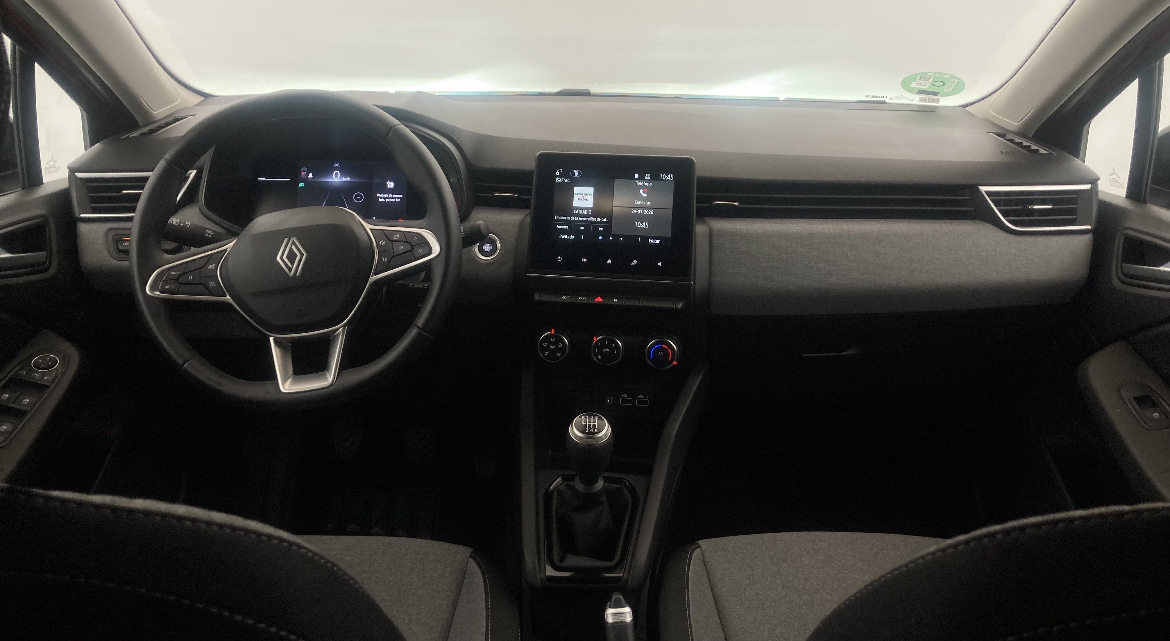 renault clio evolution 1.5 DCI 100 2025 rojo deseo 22