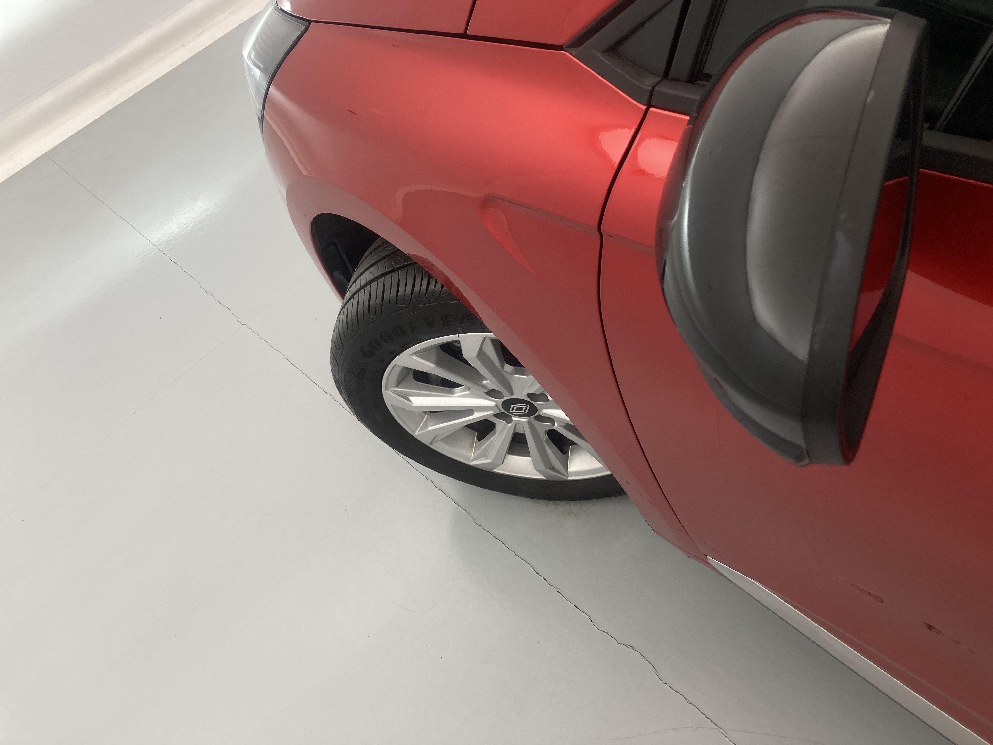 renault clio evolution 1.5 DCI 100 2025 rojo deseo 33