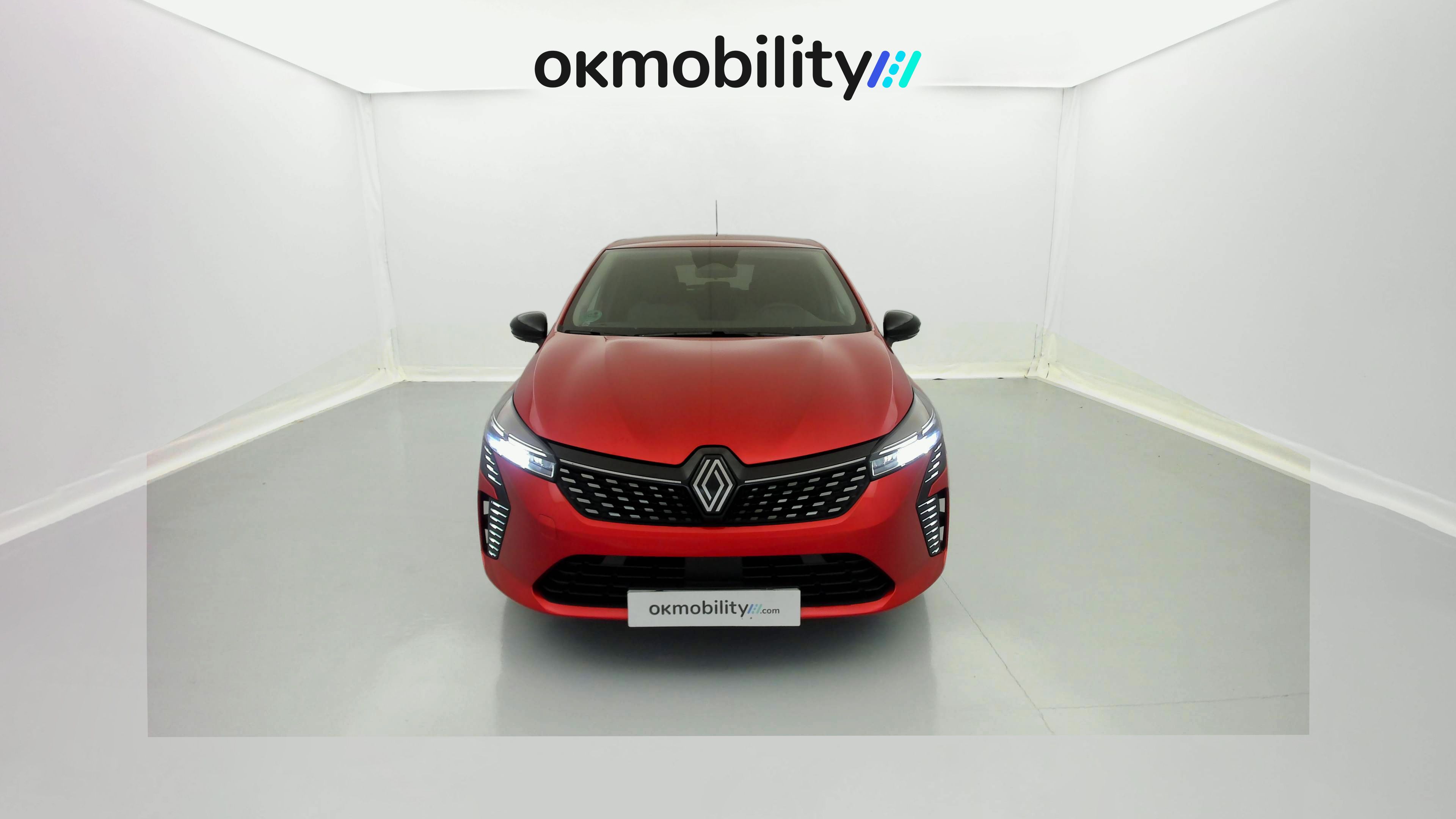 renault clio evolution 1.5 DCI 100 2025 rojo deseo 2