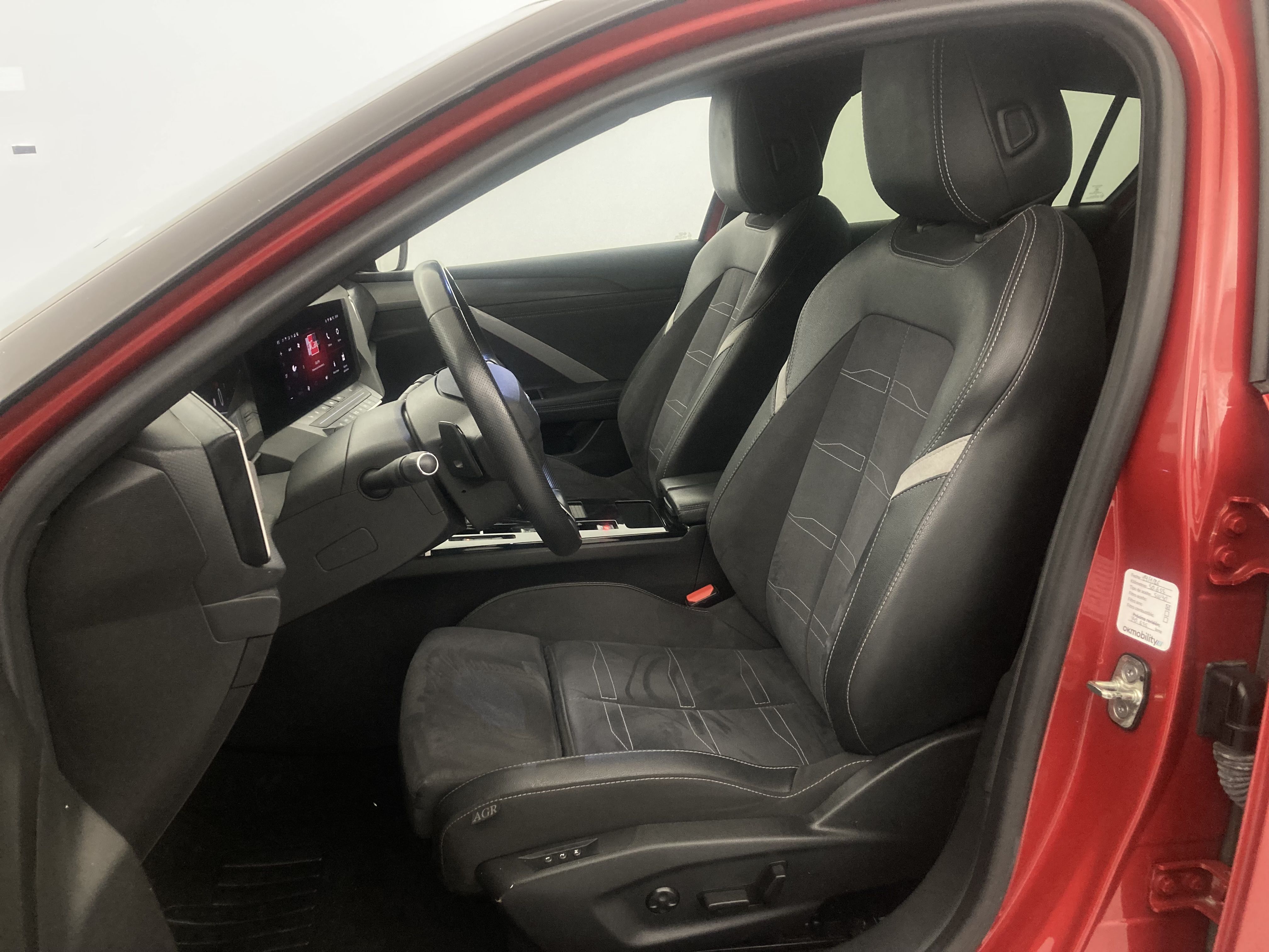 opel astra gs 1.2T 130 AT 2023 kardio red 17