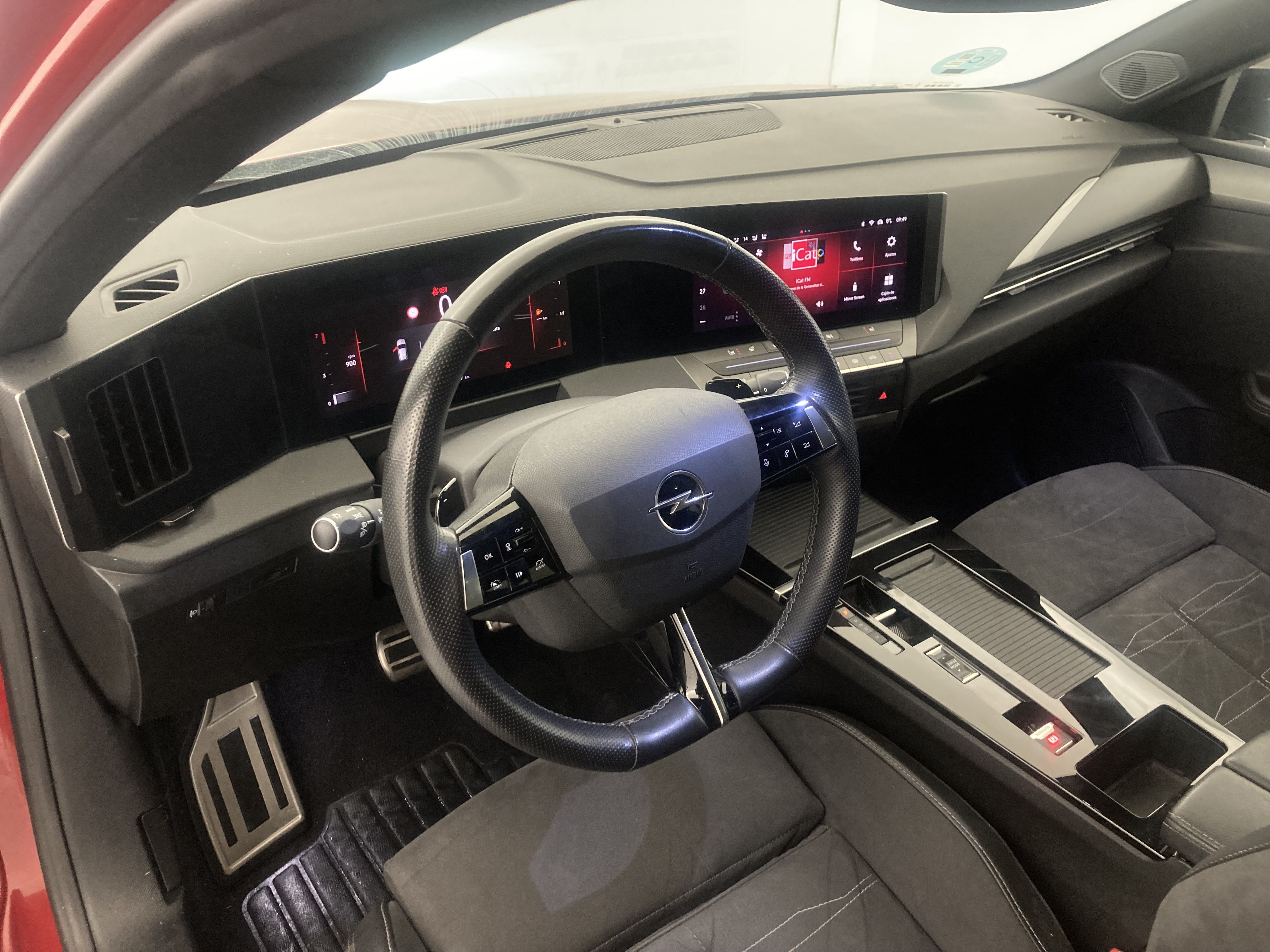 opel astra gs 1.2T 130 AT 2023 kardio red 18