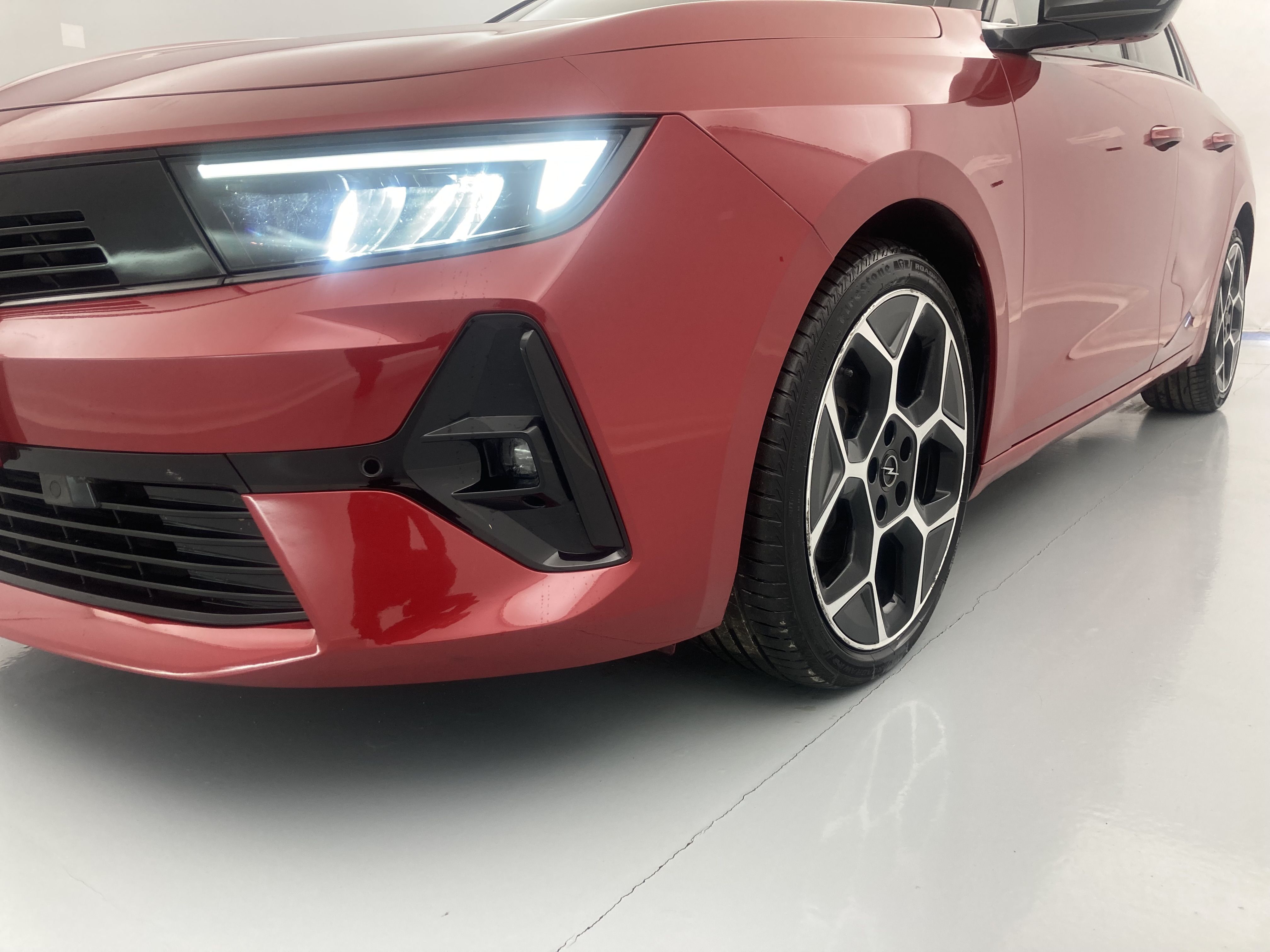 opel astra gs 1.2T 130 AT 2023 kardio red 26