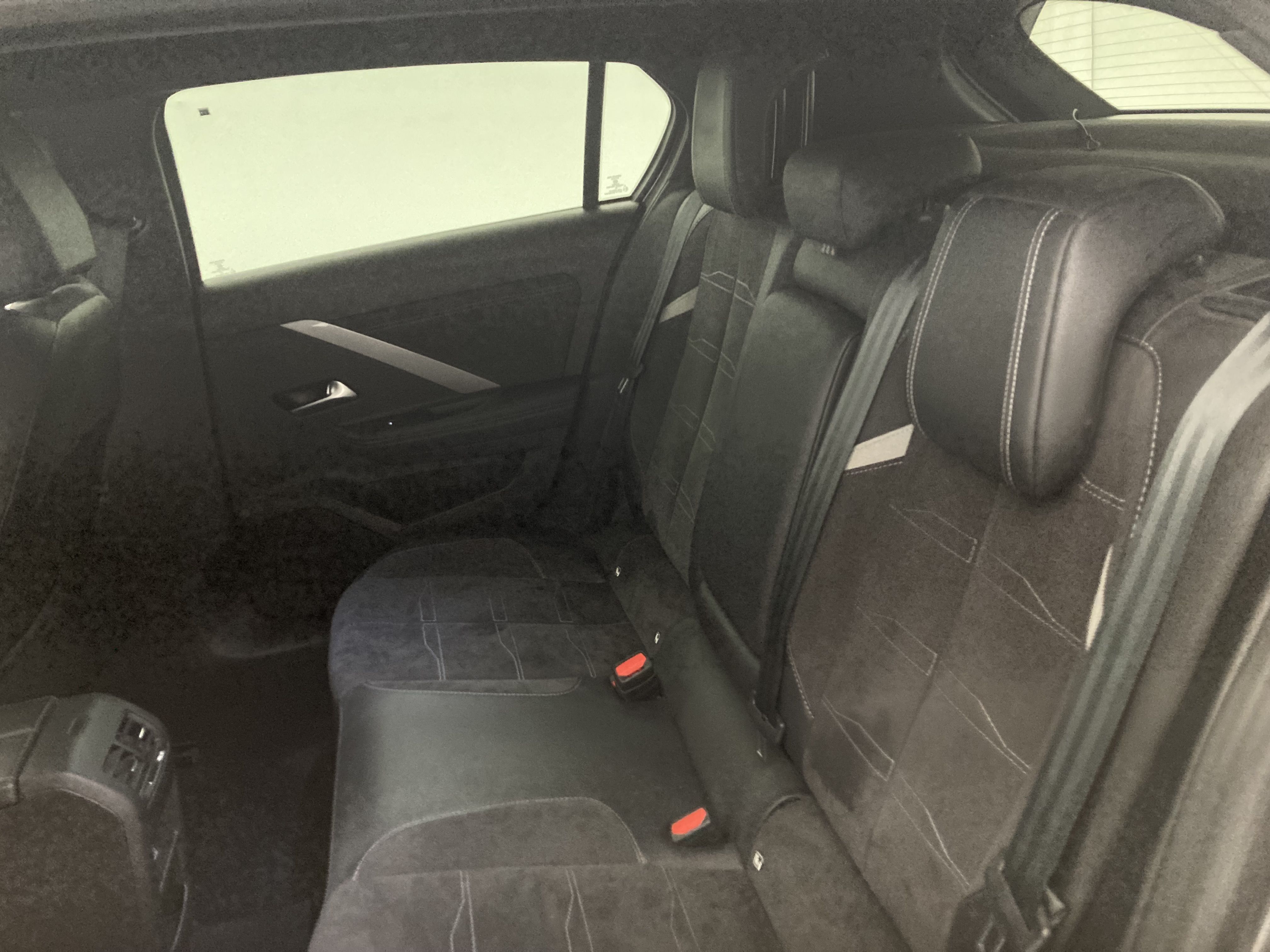 opel astra gs 1.2T 130 AT 2023 vulkan grey 18