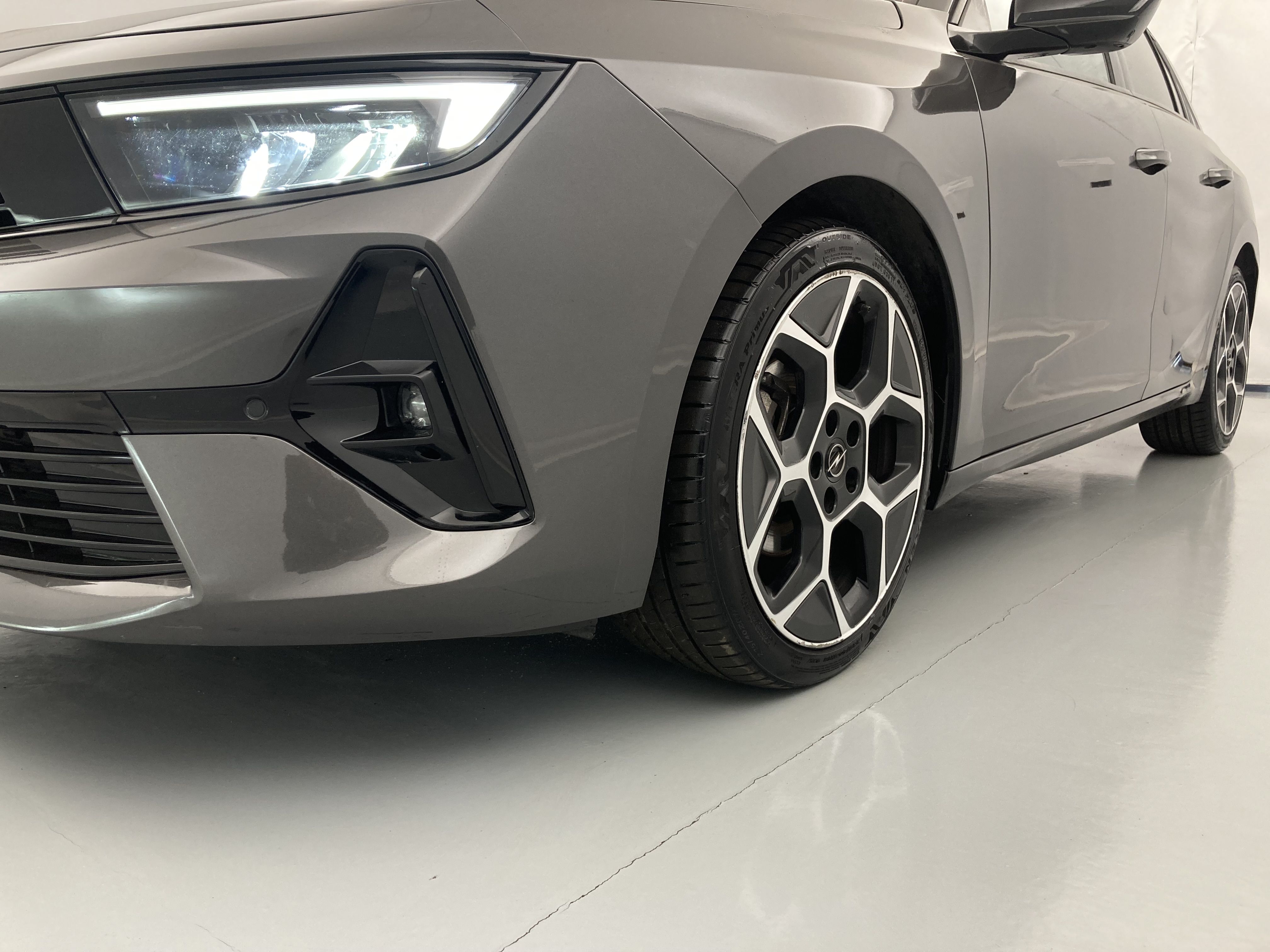 opel astra gs 1.2T 130 AT 2023 vulkan grey 33