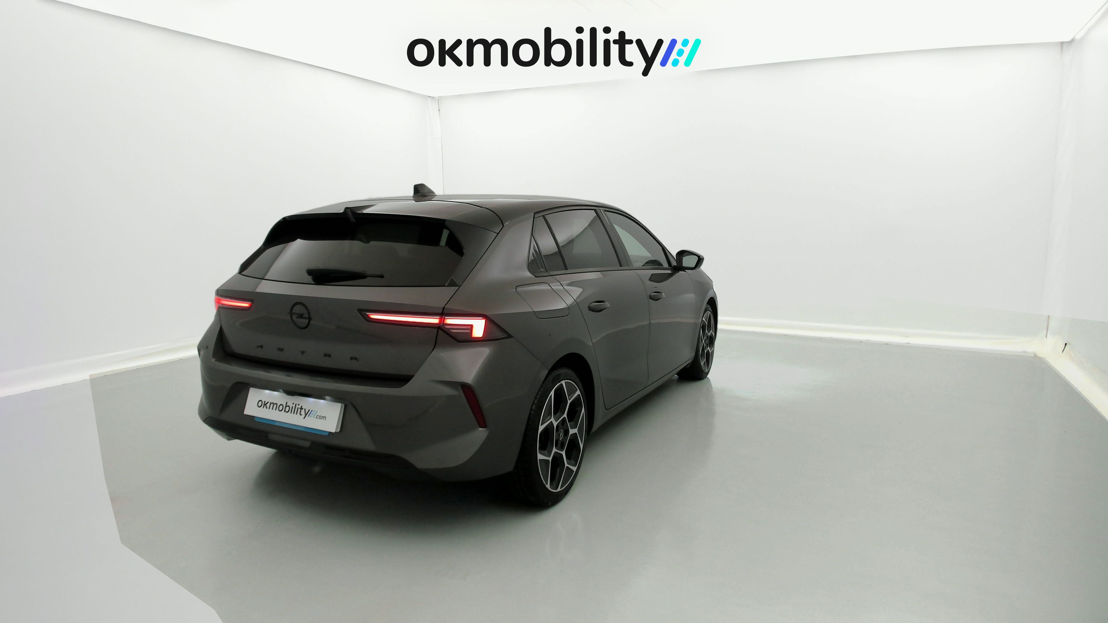 opel astra gs 1.2T 130 AT 2023 vulkan grey 11