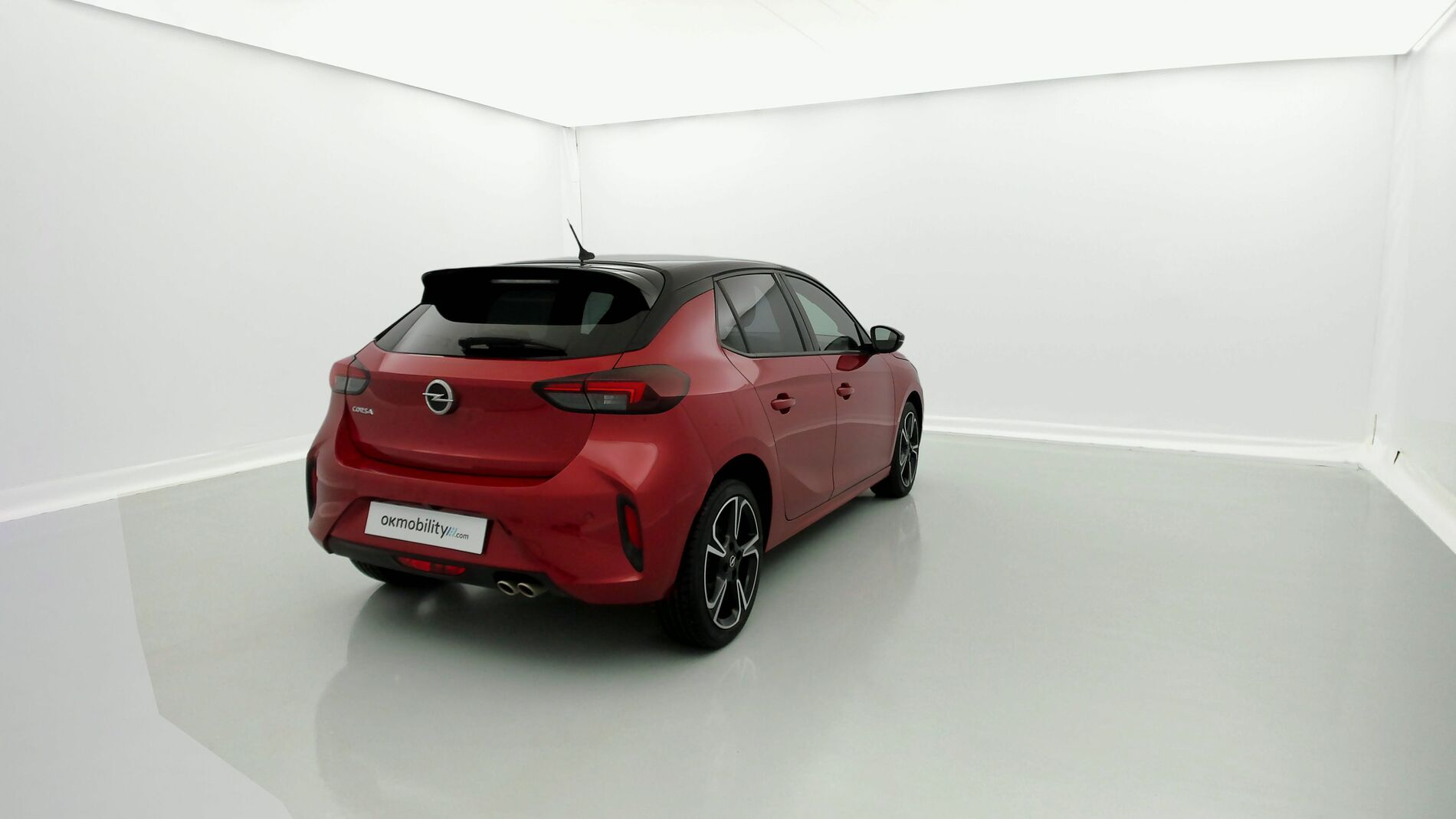 opel corsa gs line 1.2 130CV AUTO 2022 rojo incandescente / negro 7