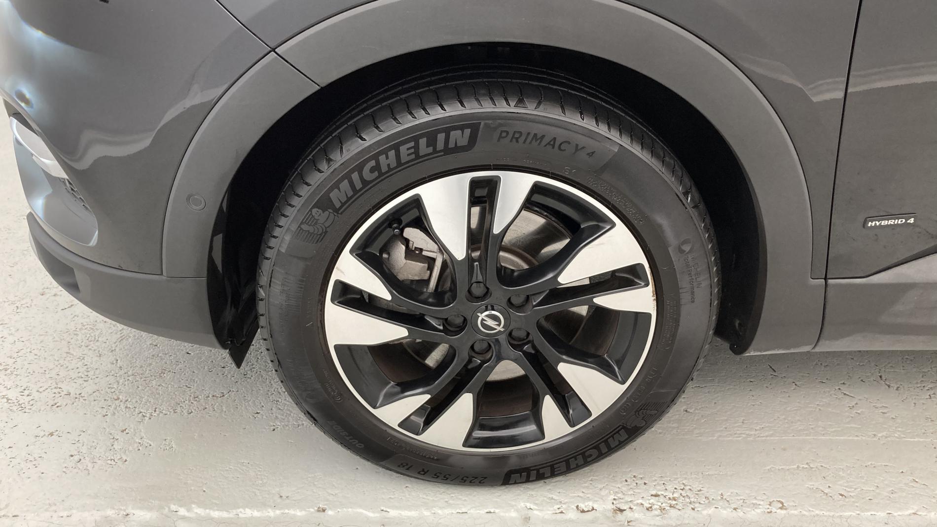 opel grandland x ultimate 1.6 PHEV 300 AT 2021 negro krakatoa 21