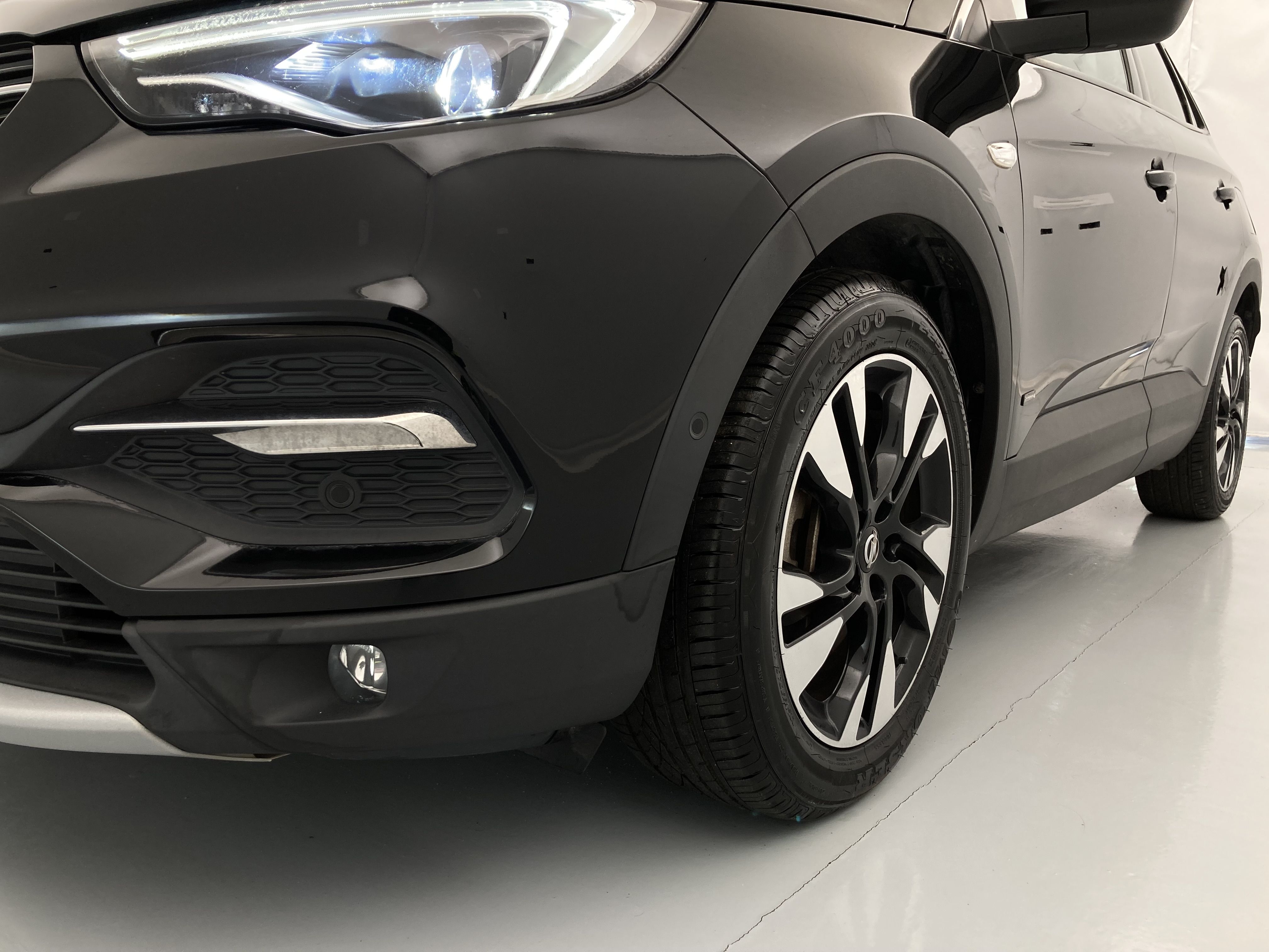 opel grandland x ultimate 1.6 PHEV 300 AT 2021 negro krakatoa 32