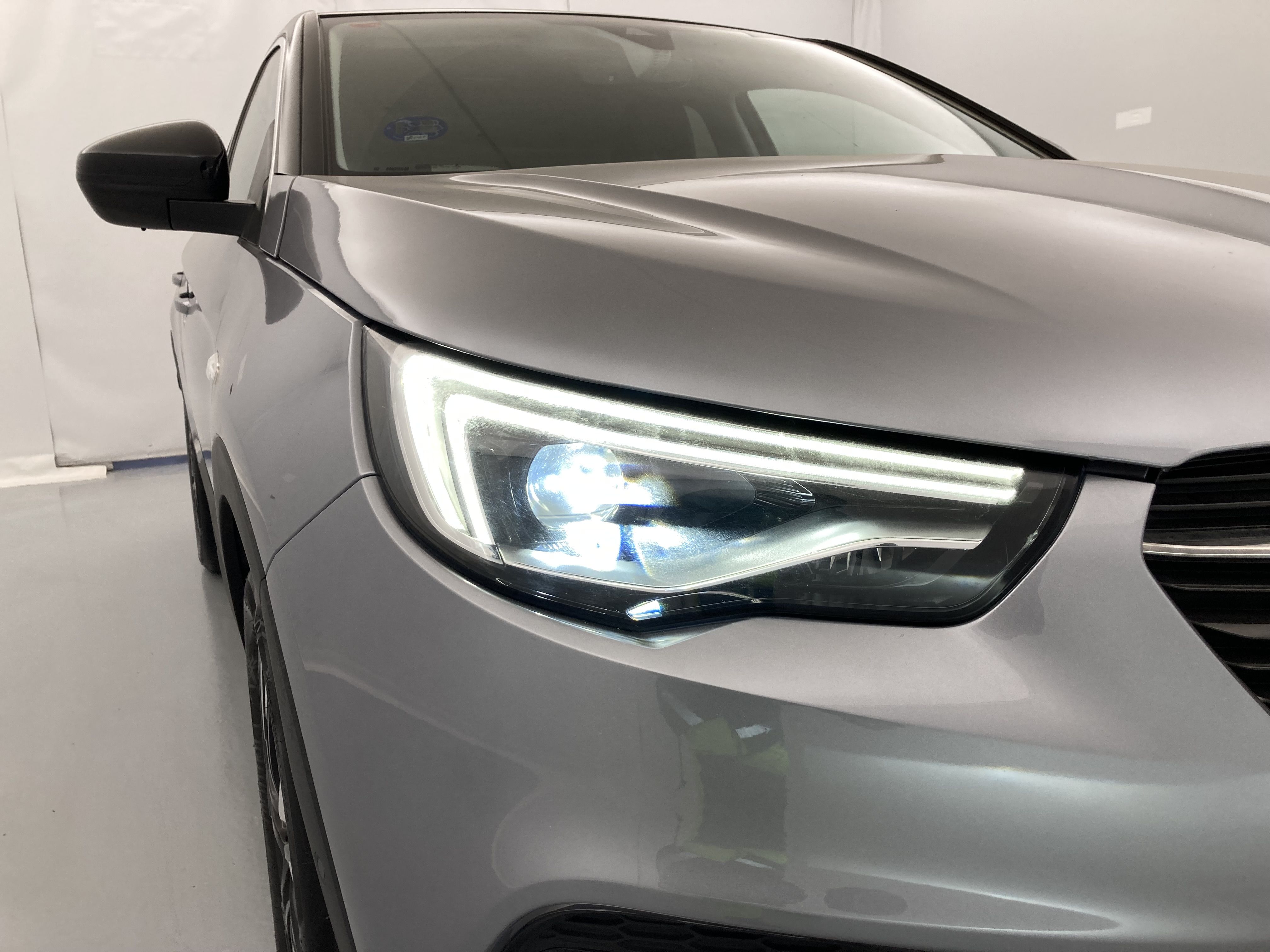 opel grandland x ultimate 1.6 PHEV 300 AT 2021 gris himalaya / techo negro 16