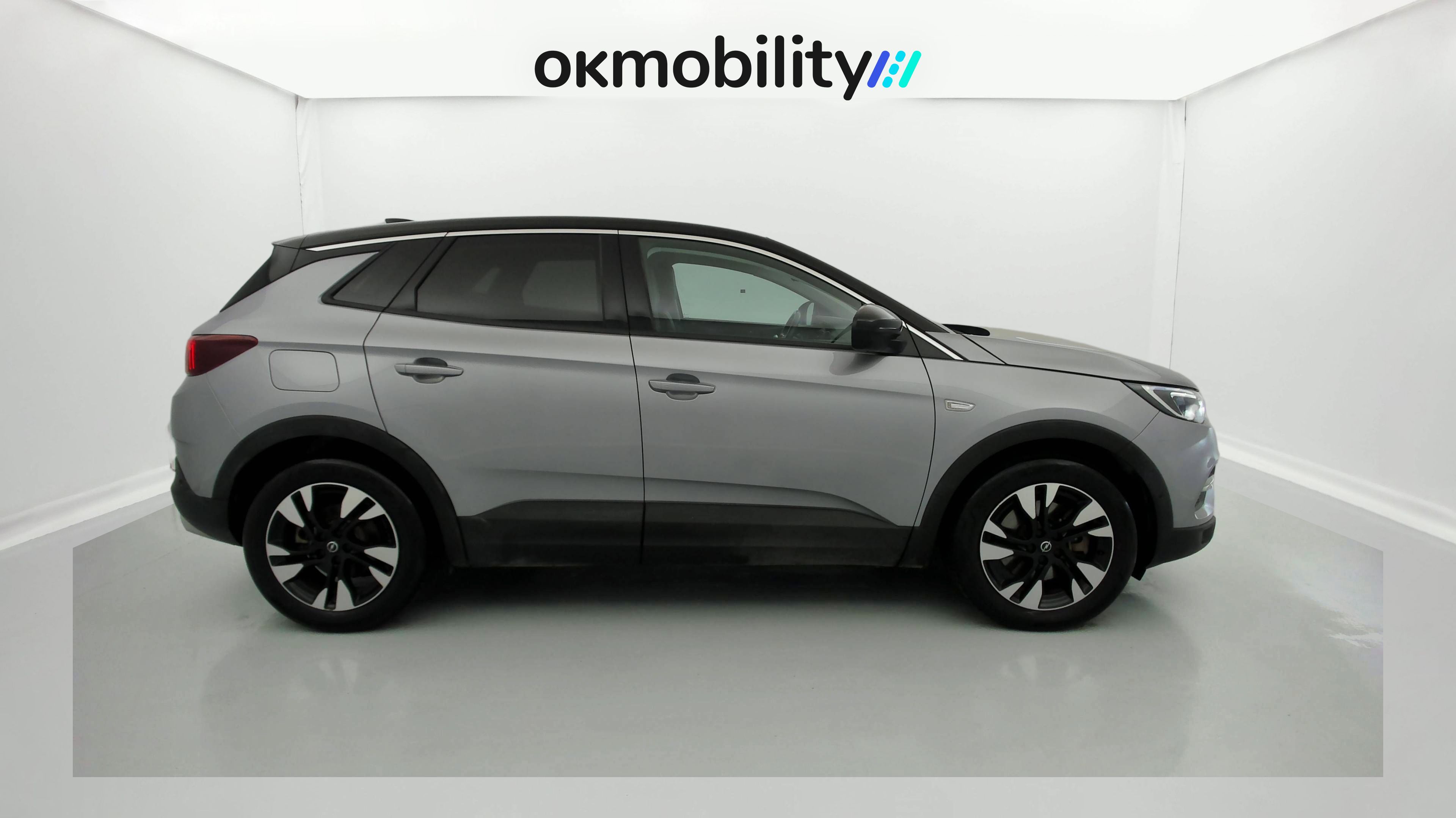 opel grandland x ultimate 1.6 PHEV 300 AT 2021 gris himalaya / techo negro 3
