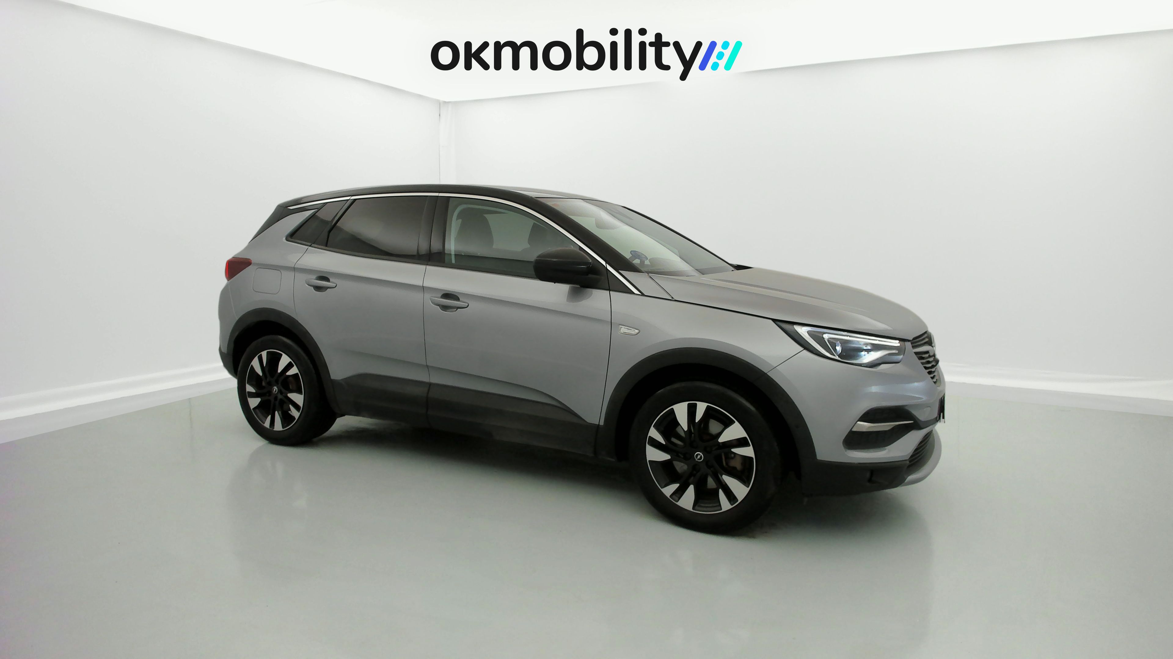 opel grandland x ultimate 1.6 PHEV 300 AT 2021 gris himalaya / techo negro 4