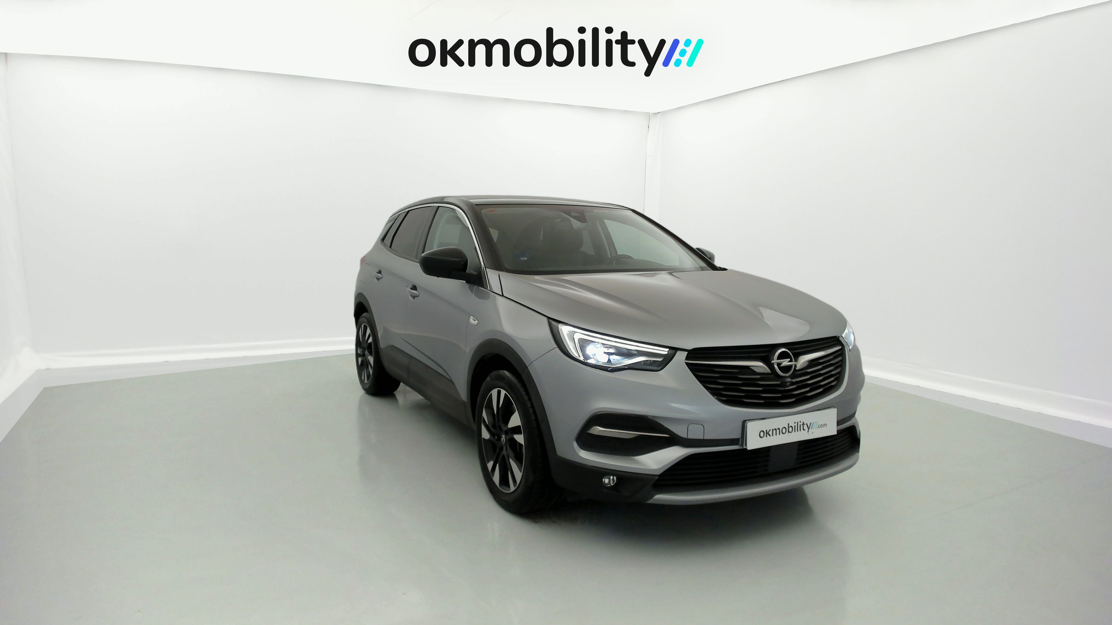 opel grandland x ultimate 1.6 PHEV 300 AT 2021 gris himalaya / techo negro 5