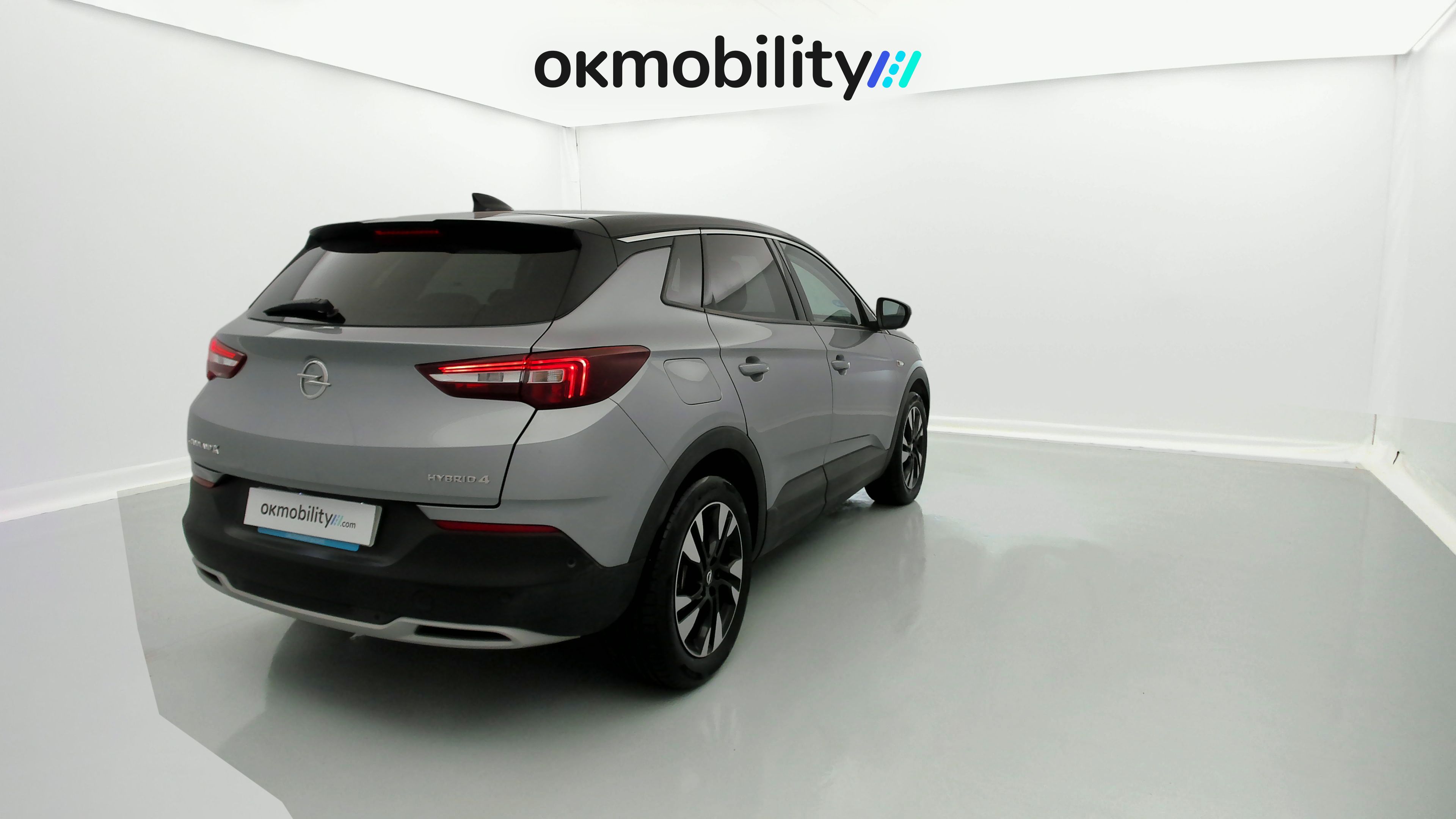opel grandland x ultimate 1.6 PHEV 300 AT 2021 gris himalaya / techo negro 13