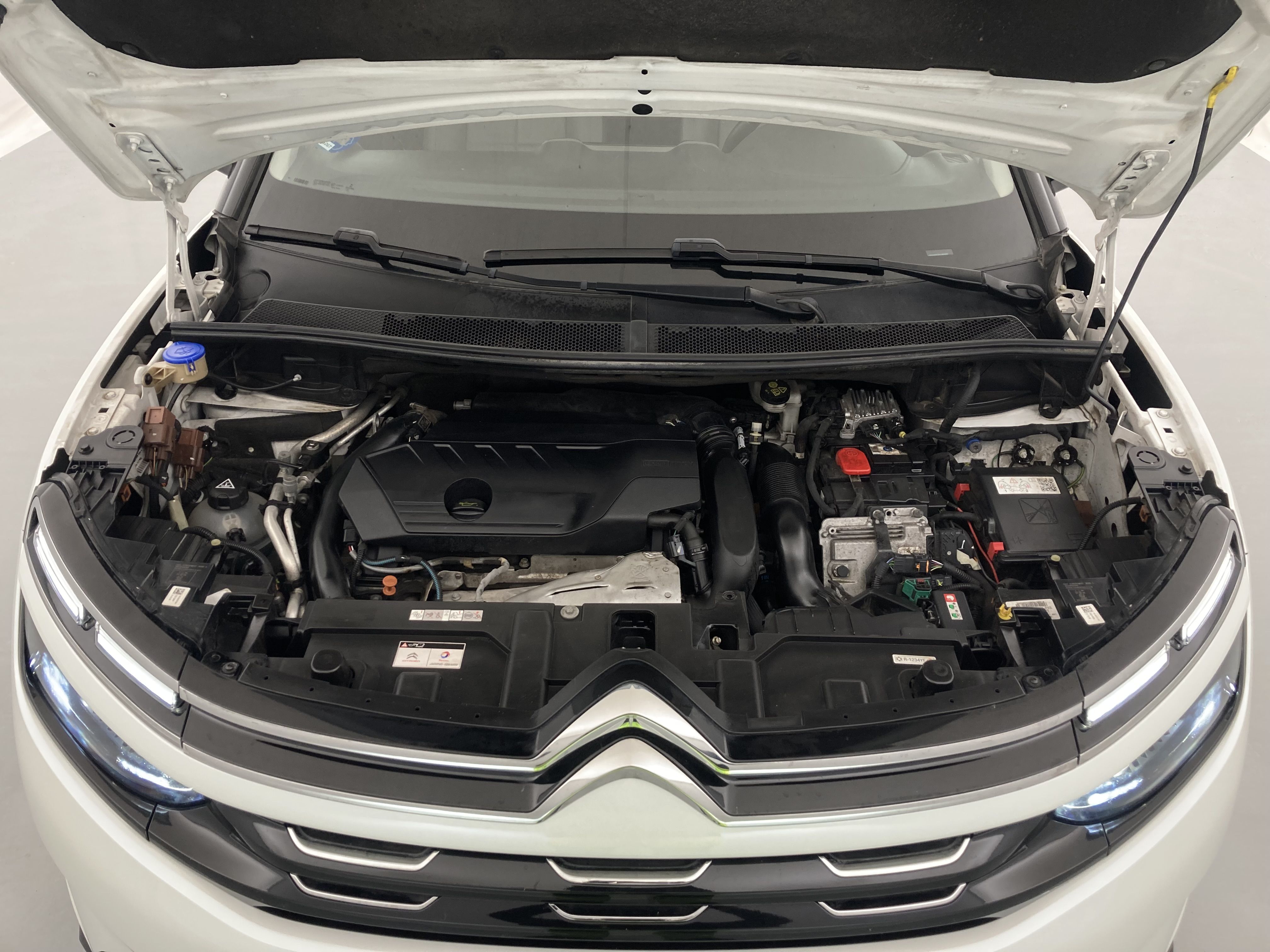 citroen c5 aircross shine 1.6 PURETECH HYBRID 225 E-EAT 2022 blanco nacarado / negro 27