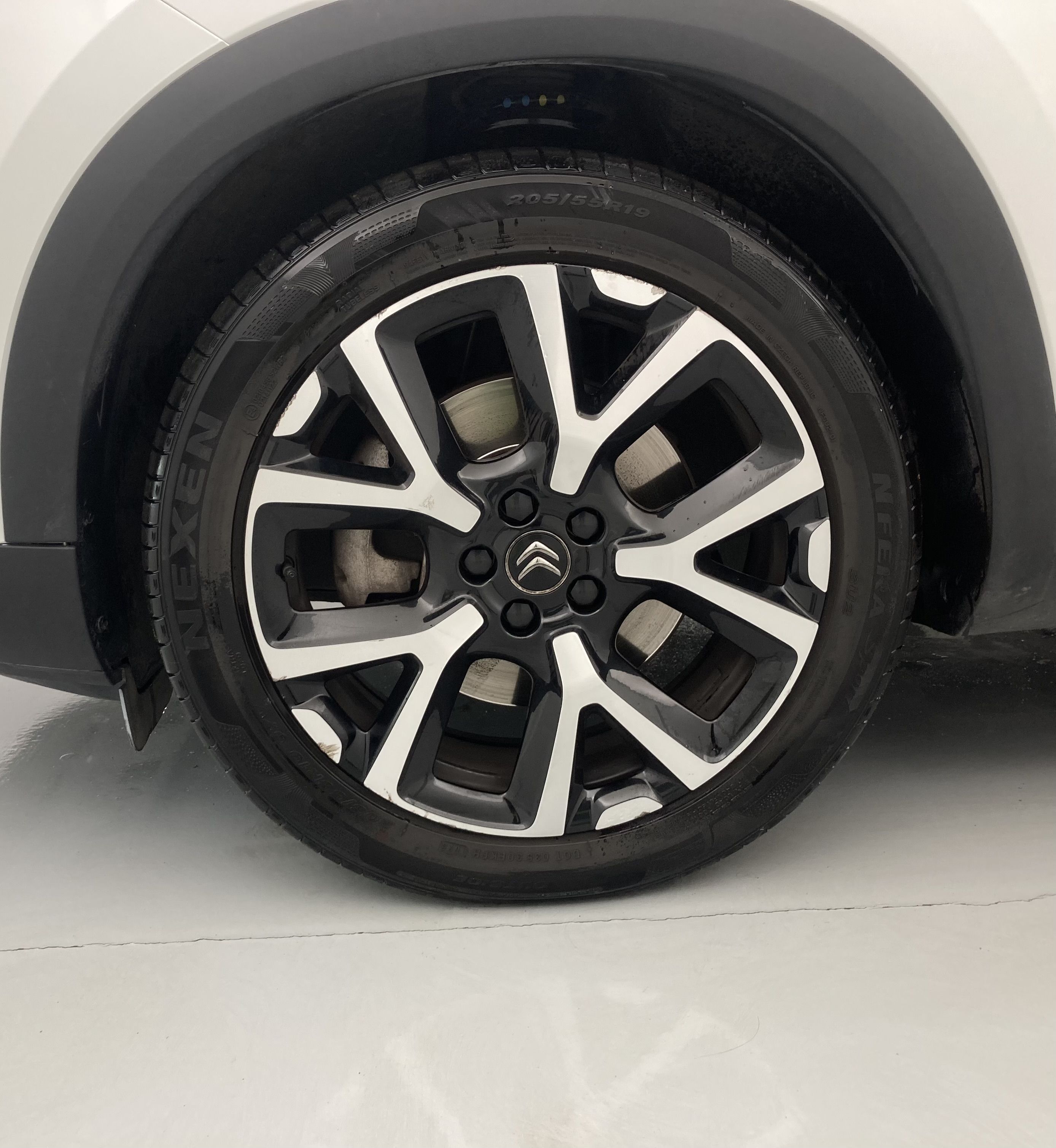 citroen c5 aircross shine 1.6 PURETECH HYBRID 225 E-EAT 2022 blanco nacarado / negro 29