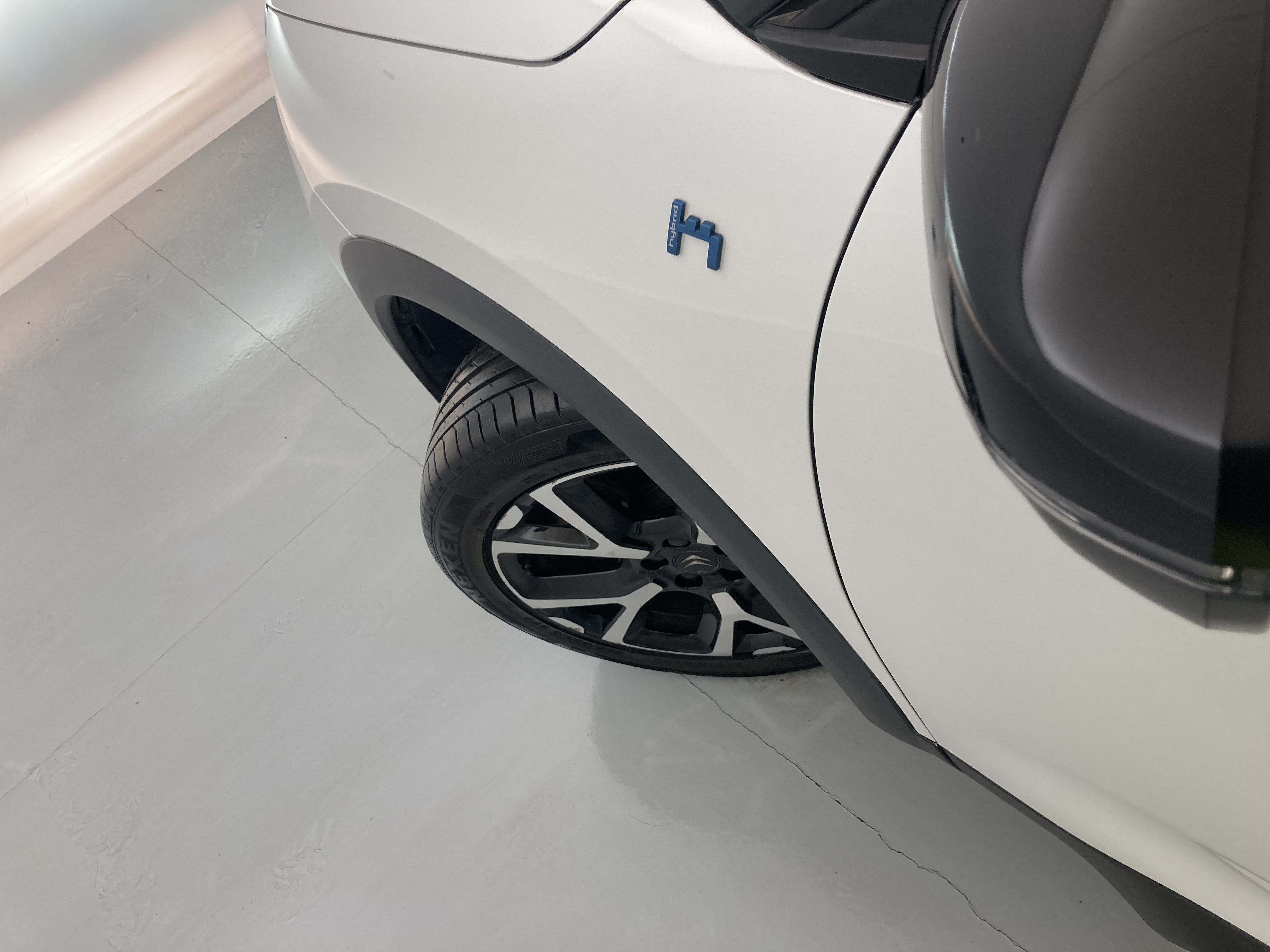 citroen c5 aircross shine 1.6 PURETECH HYBRID 225 E-EAT 2022 blanco nacarado / negro 30