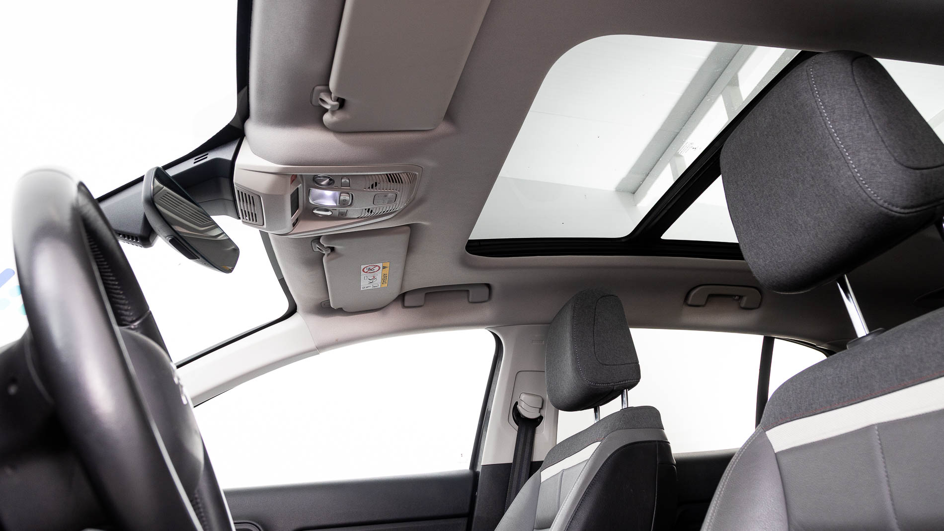 citroen c5 aircross shine 1.6 PURETECH HYBRID 225 E-EAT 2022 gris platino / negro 22