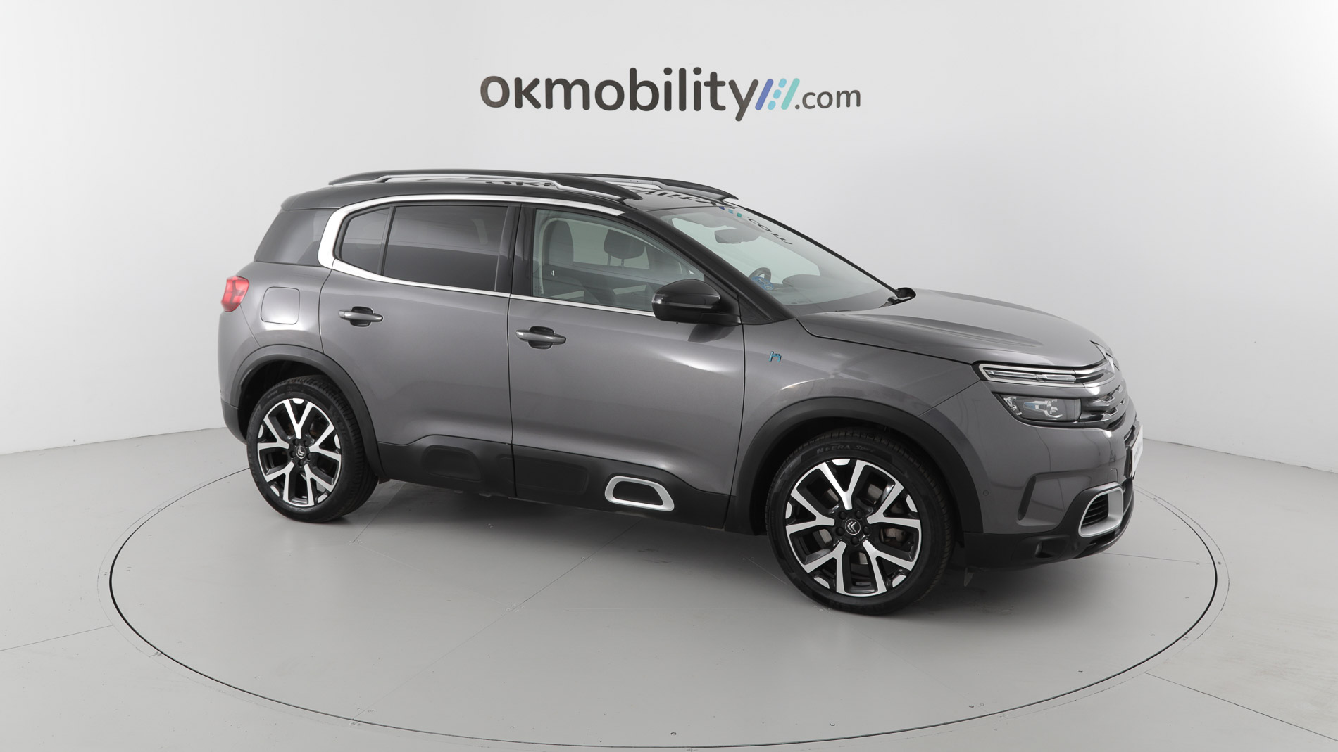 citroen c5 aircross shine 1.6 PURETECH HYBRID 225 E-EAT 2022 gris platino / negro 2