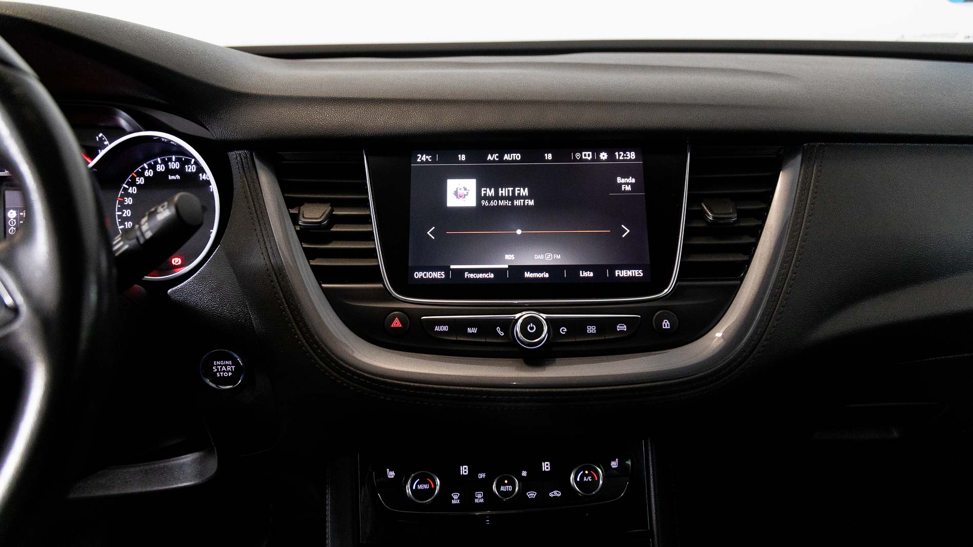 opel grandland x ultimate 1.6 PHEV 300 AT 2021 gris himalaya / techo negro 18