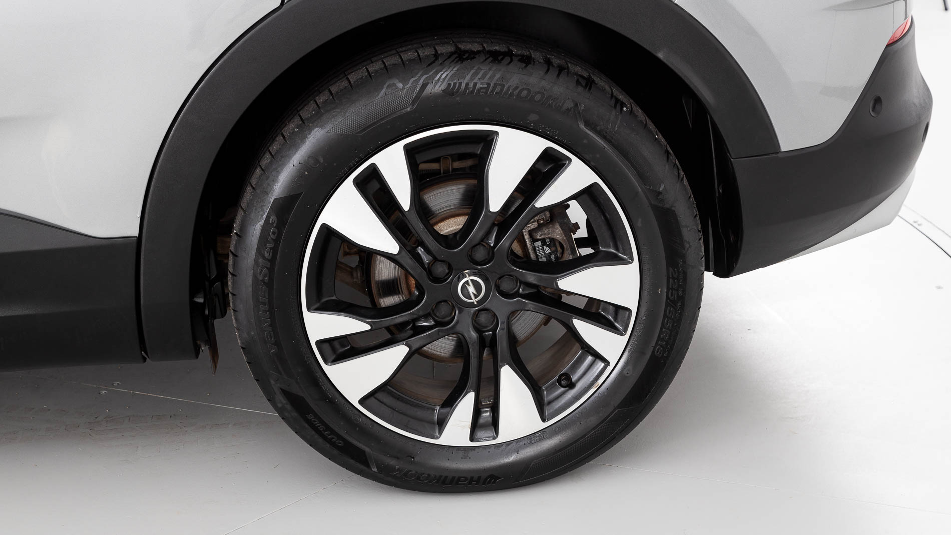 opel grandland x ultimate 1.6 PHEV 300 AT 2021 gris himalaya / techo negro 26