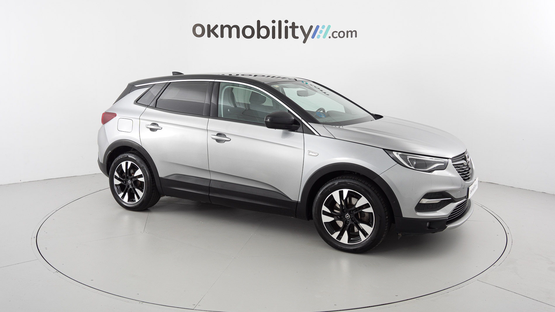 opel grandland x ultimate 1.6 PHEV 300 AT 2021 gris himalaya / techo negro 2