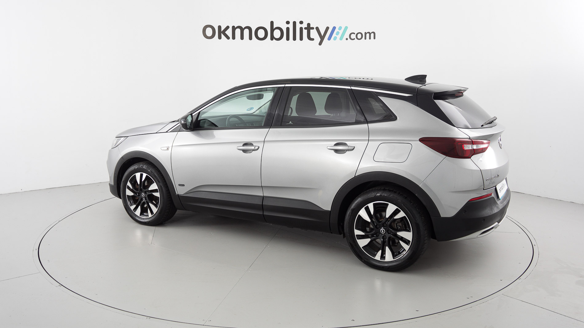 opel grandland x ultimate 1.6 PHEV 300 AT 2021 gris himalaya / techo negro 9