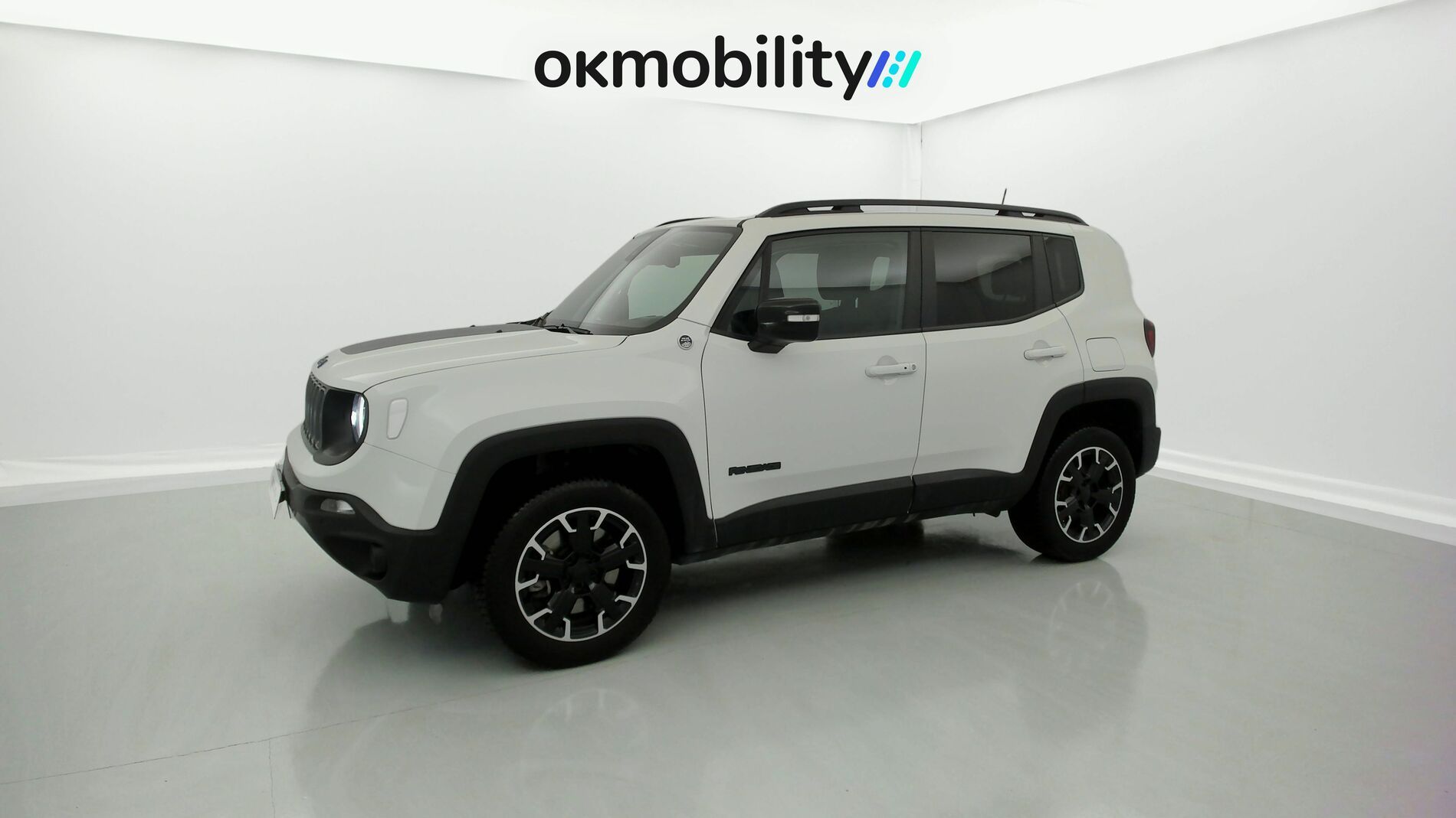 jeep renegade trailhawk 1.3 PHEV 240 AWD 2023 blanco alpine 4
