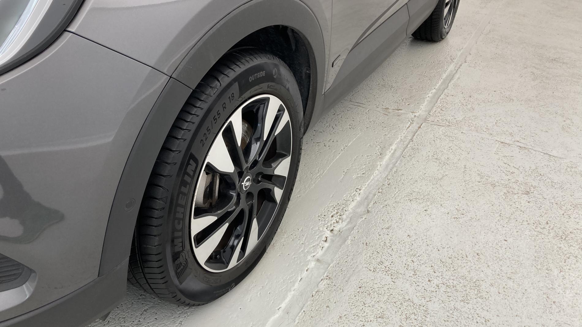 opel grandland x ultimate 1.6 PHEV 300 AT 2021 gris moai / techo negro 20