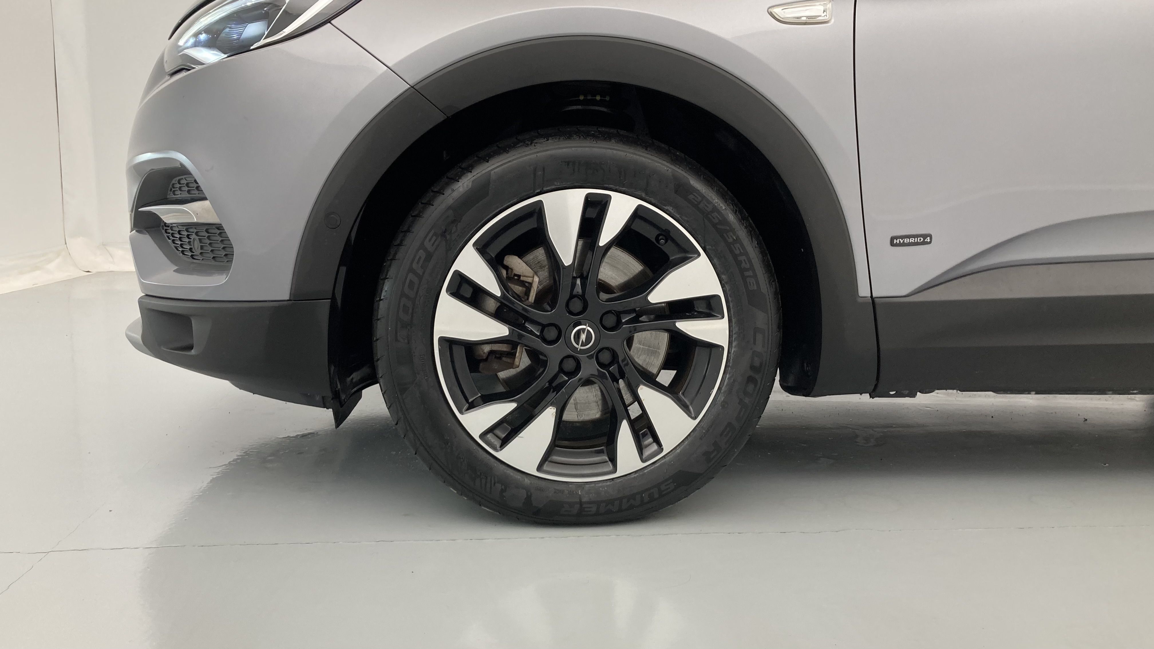 opel grandland x ultimate 1.6 PHEV 300 AT 2021 gris himalaya / techo negro 36