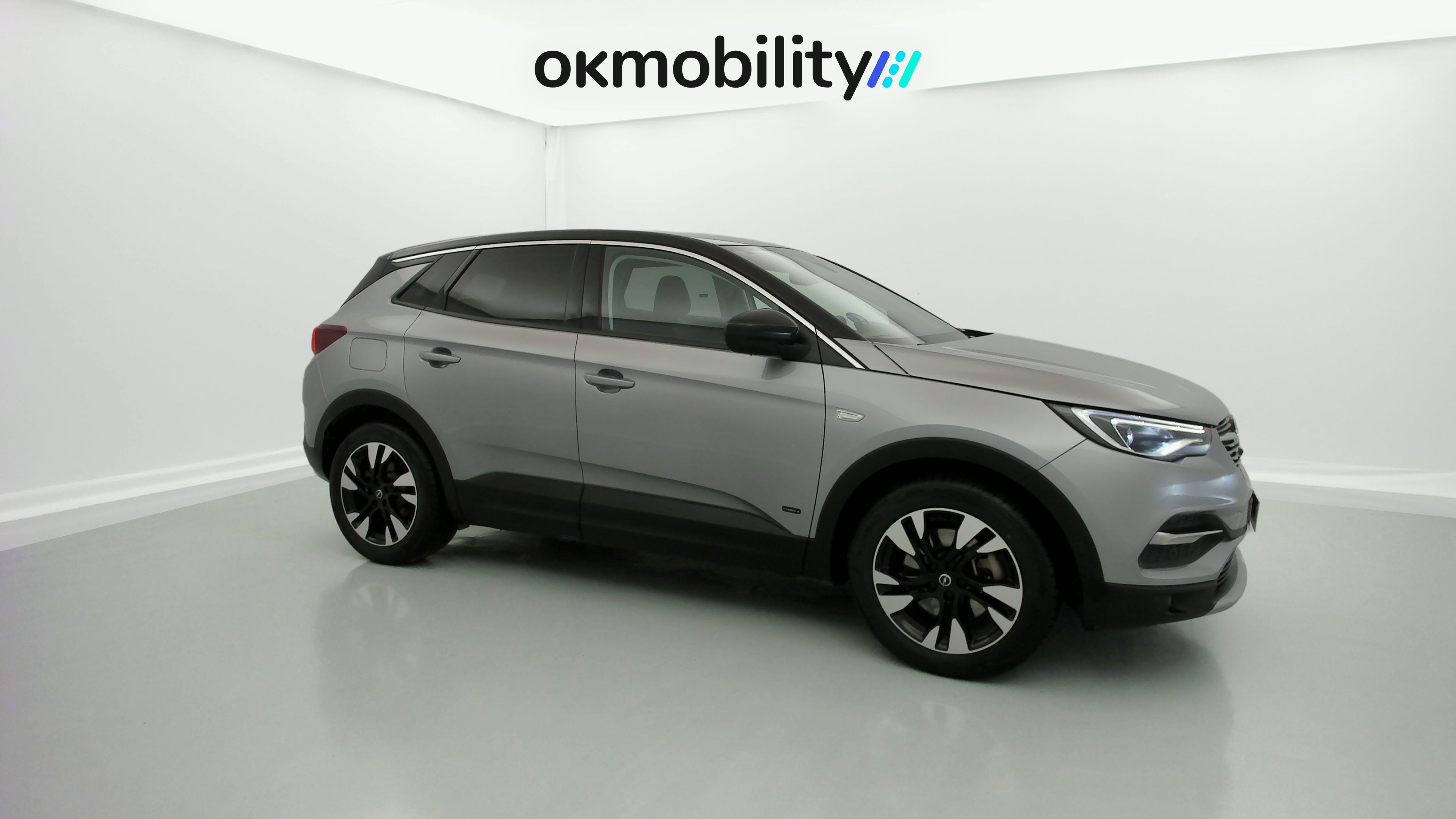 opel grandland x ultimate 1.6 PHEV 300 AT 2021 gris himalaya / techo negro 3