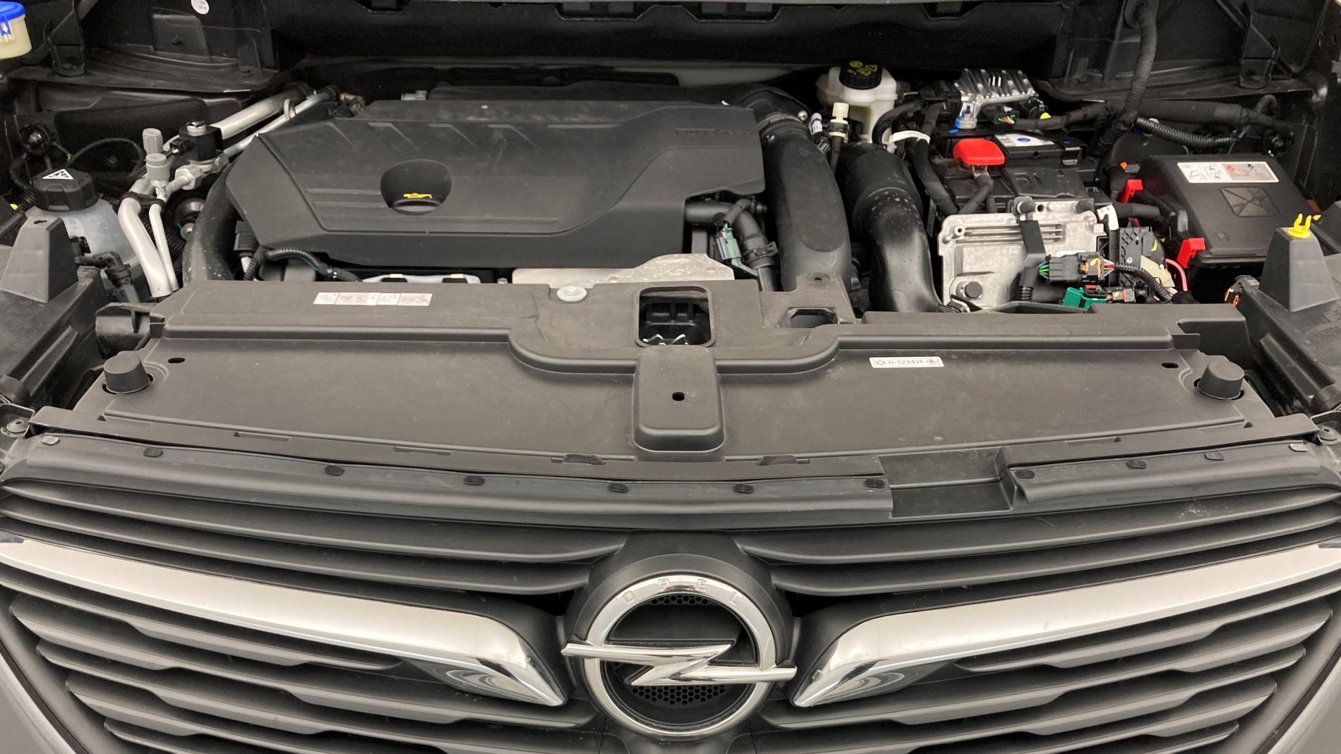 opel grandland x ultimate 1.6 PHEV 300 AT 2021 gris moai / techo negro 18