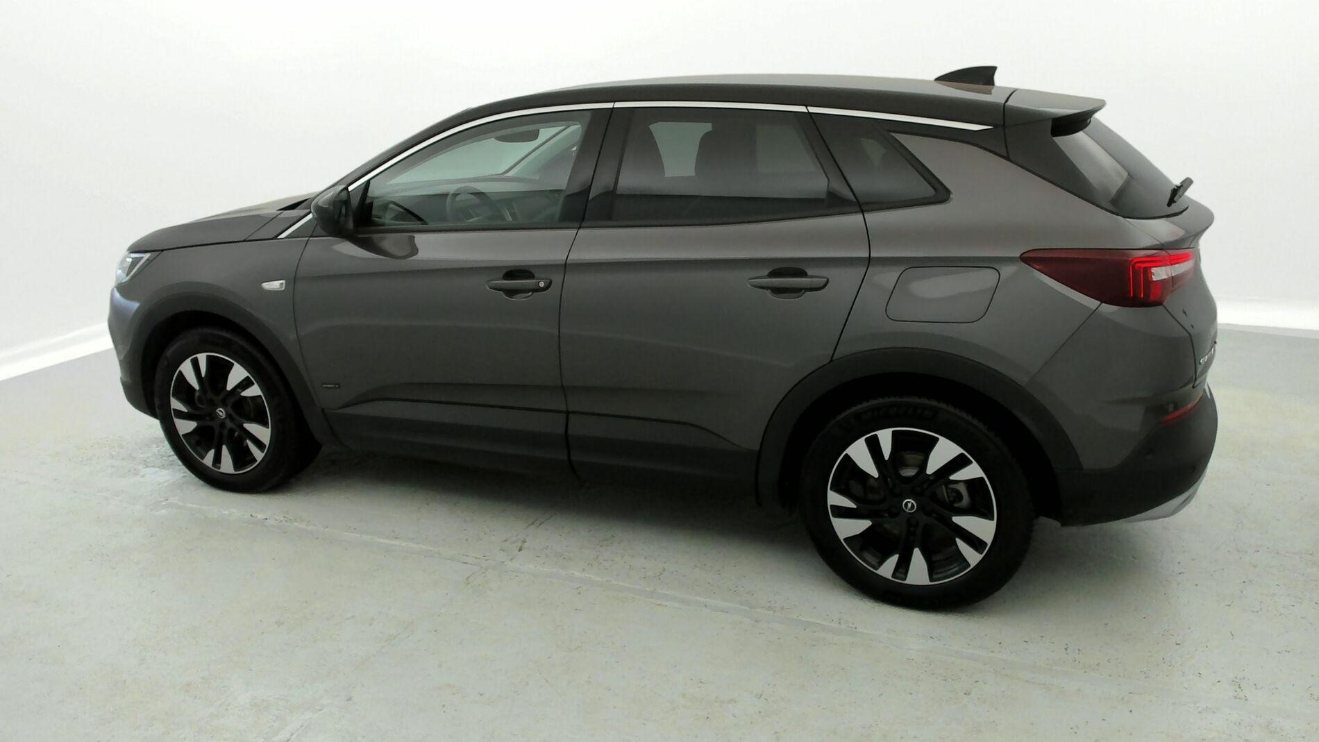 opel grandland x ultimate 1.6 PHEV 300 AT 2021 gris moai / techo negro 2