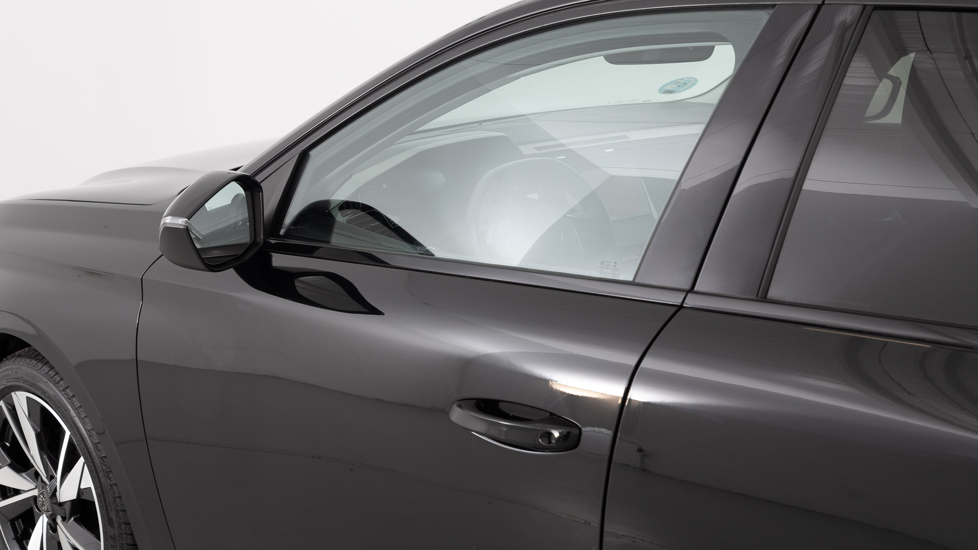 peugeot 308 allure 1.2 PURETECH 130 EAT 2023 negro perla nera 32