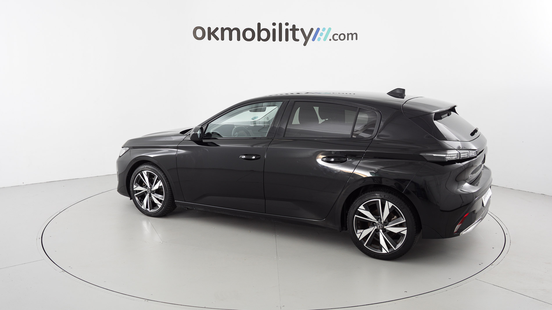 peugeot 308 allure 1.2 PURETECH 130 EAT 2023 negro perla nera 8