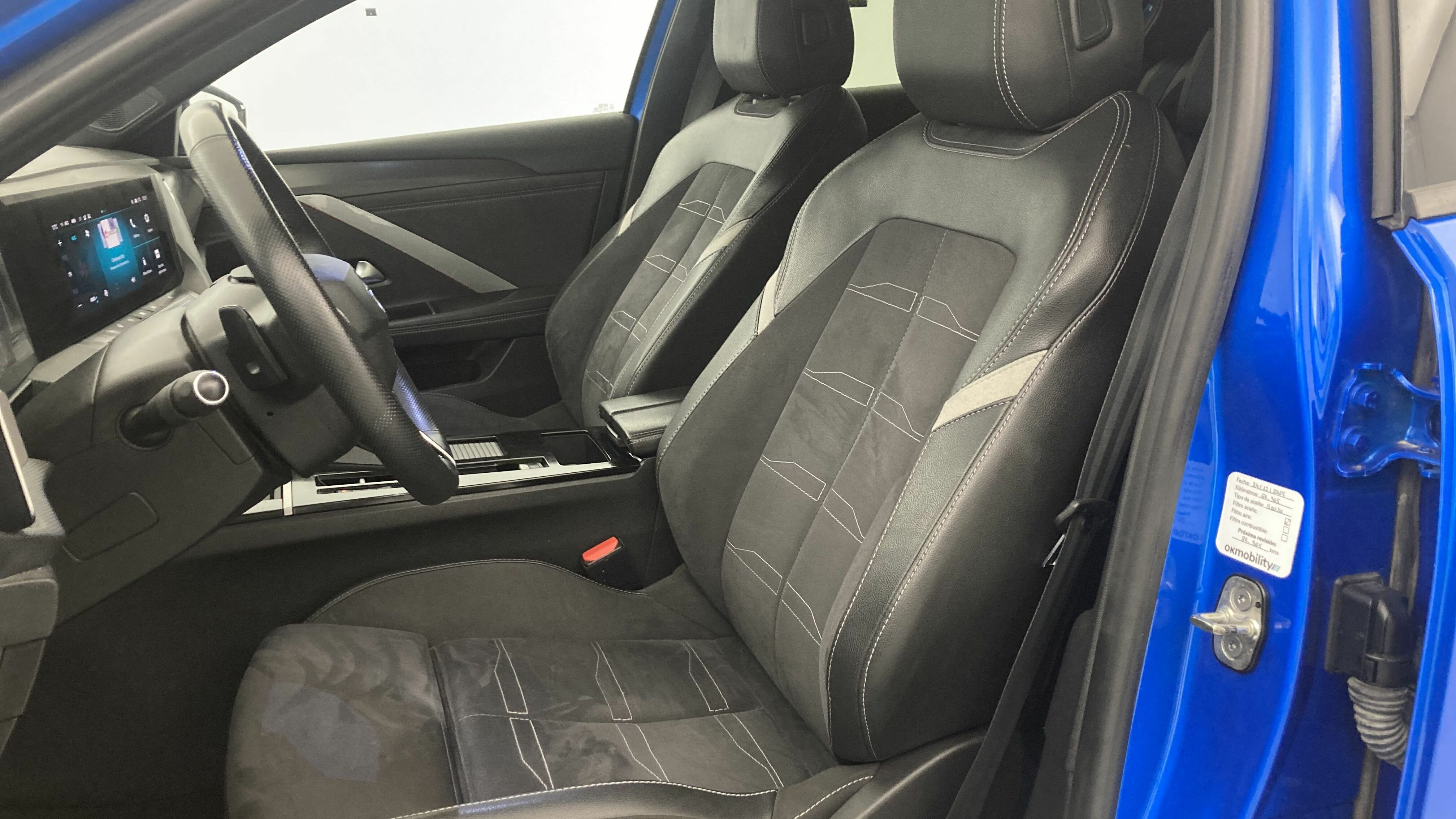 opel astra gs 1.2T 130 AT 2023 kobalt blue 13