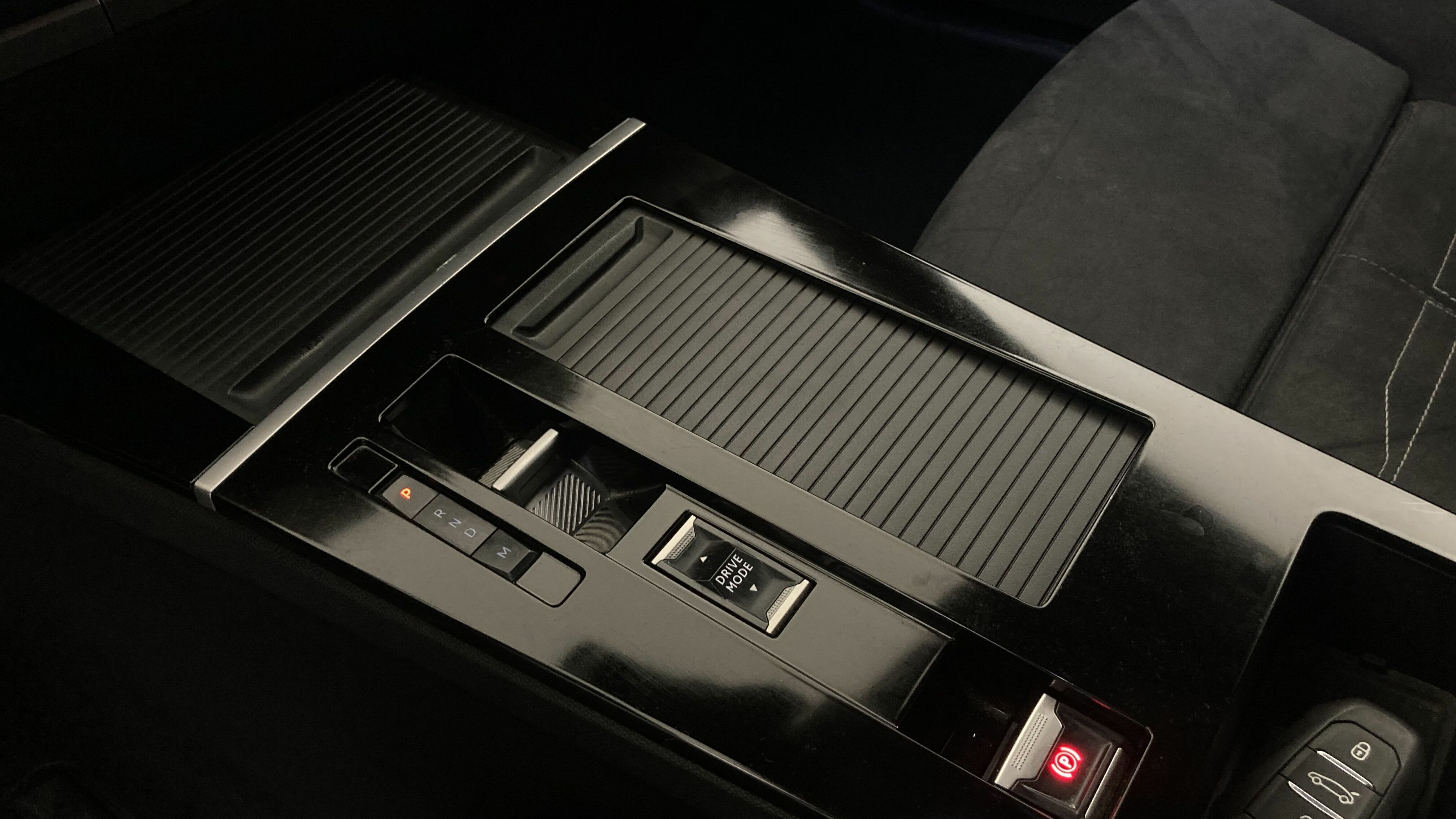 opel astra gs 1.2T 130 AT 2023 kobalt blue 19