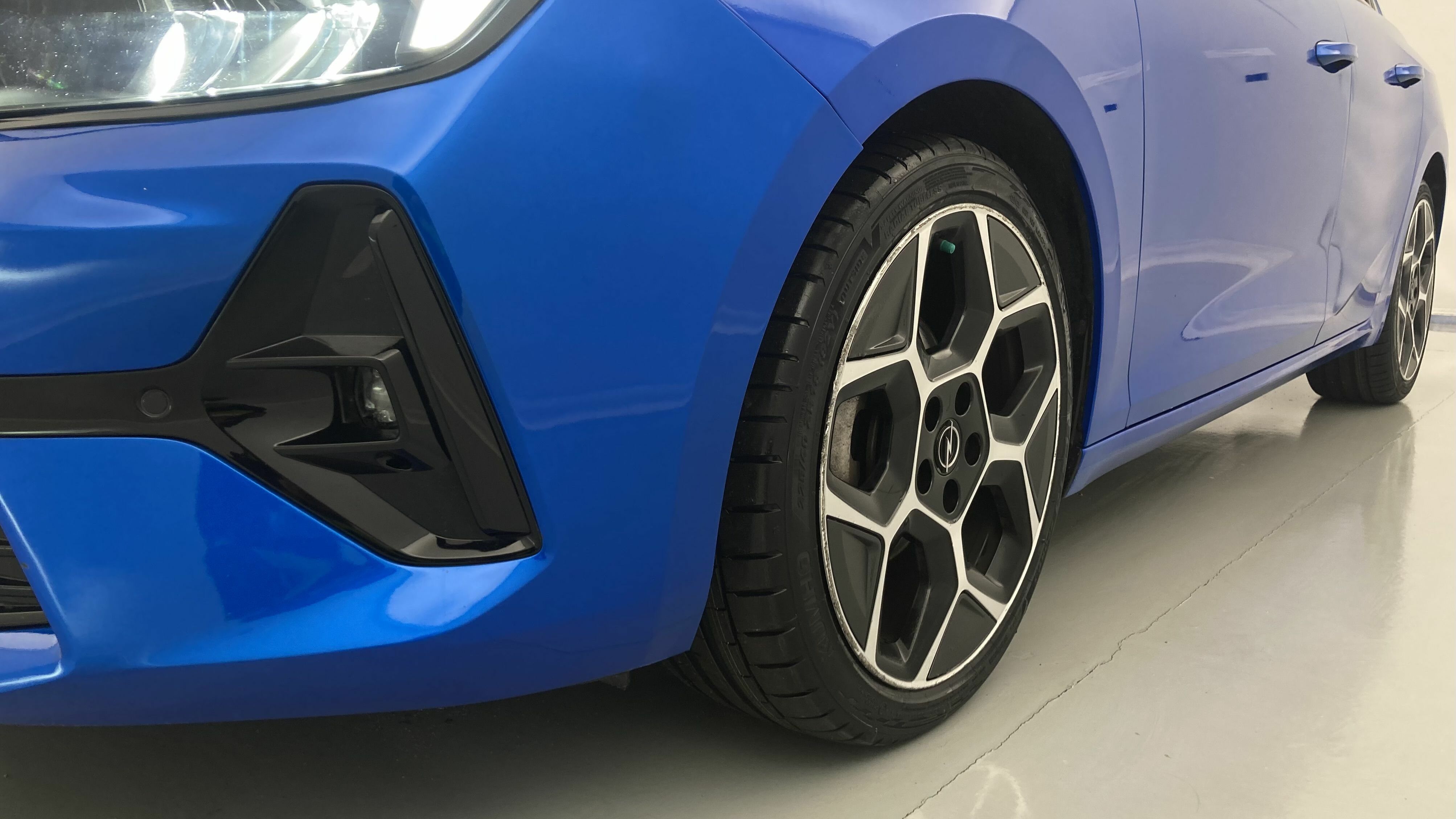 opel astra gs 1.2T 130 AT 2023 kobalt blue 25