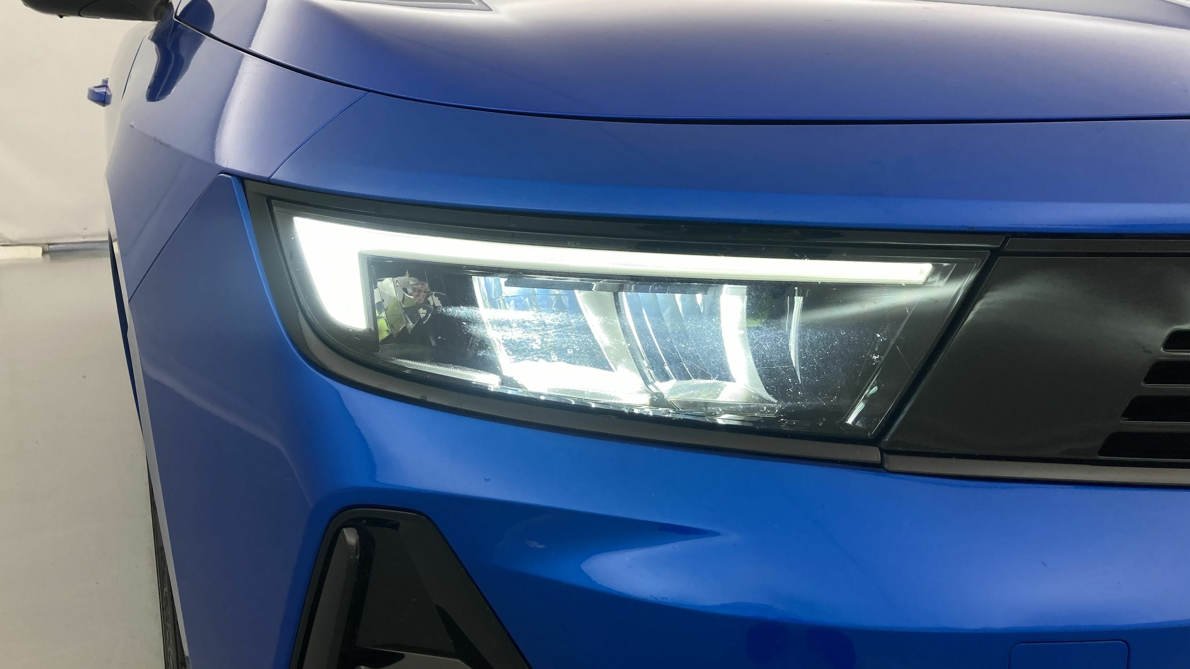 opel astra gs 1.2T 130 AT 2023 kobalt blue 28