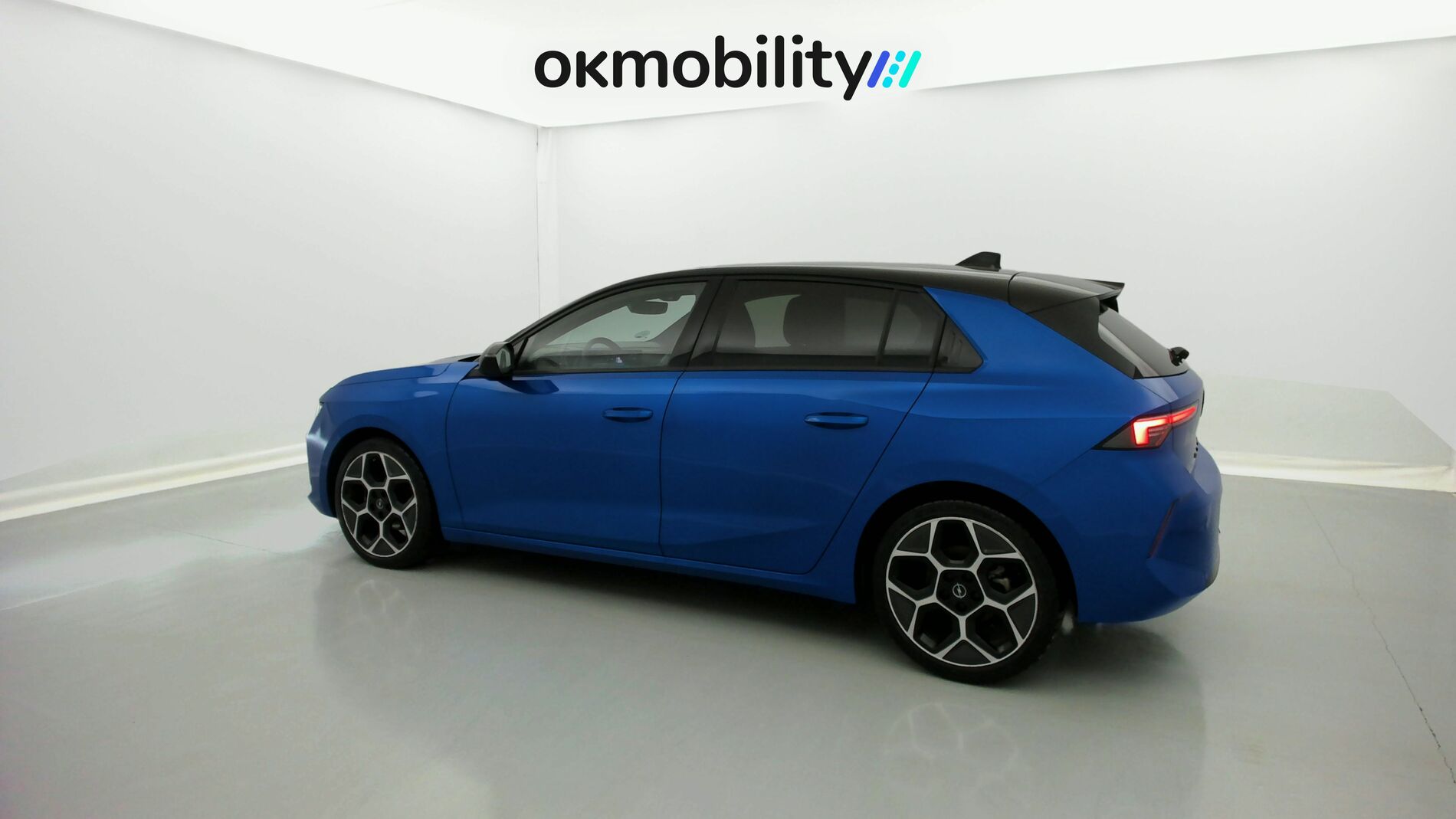 opel astra gs 1.2T 130 AT 2023 kobalt blue 7
