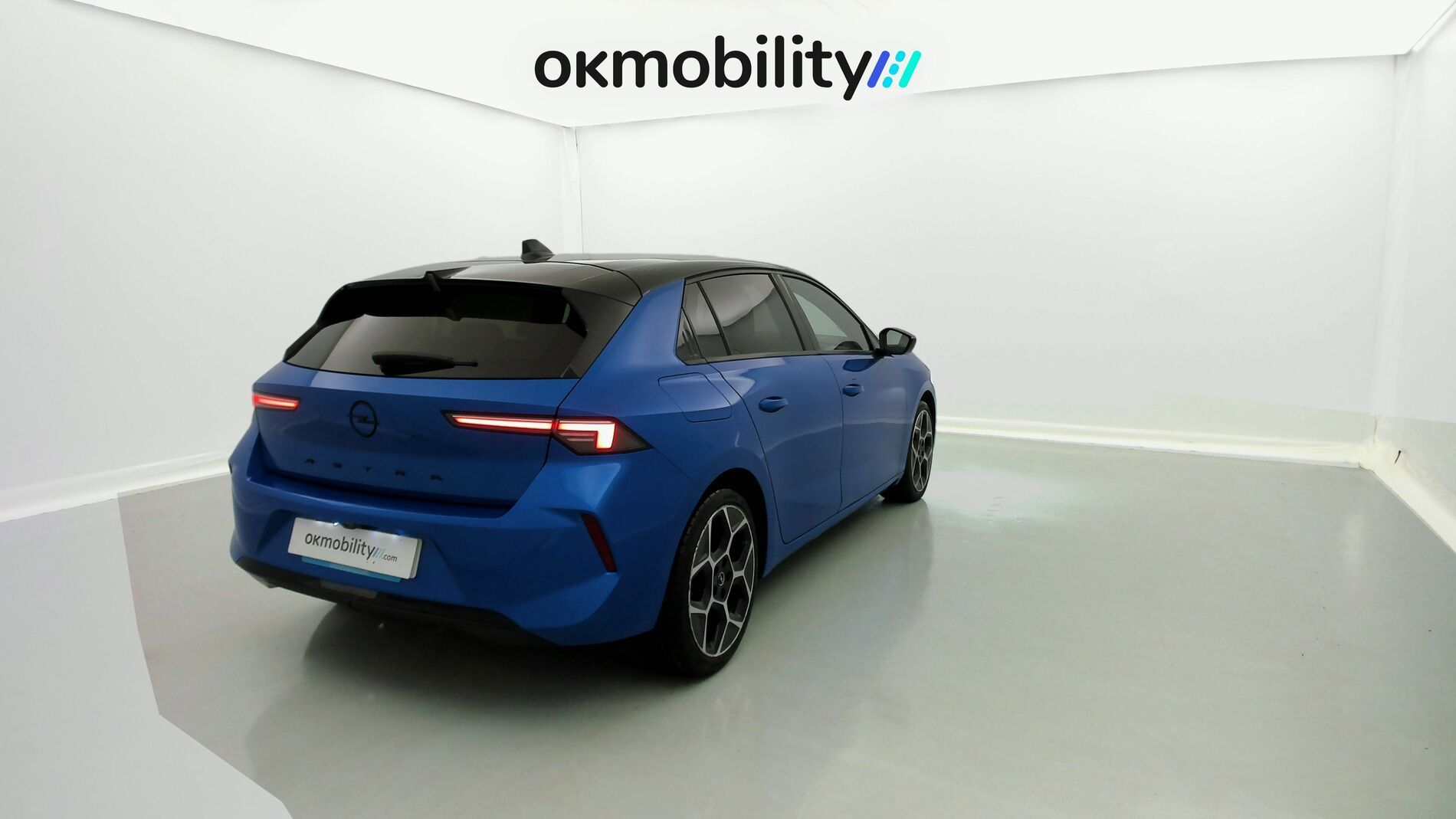 opel astra gs 1.2T 130 AT 2023 kobalt blue 10