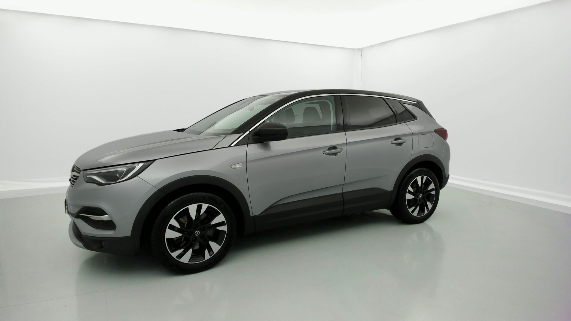 opel grandland x ultimate 1.6 PHEV 300 AT 2021 gris himalaya / techo negro 2