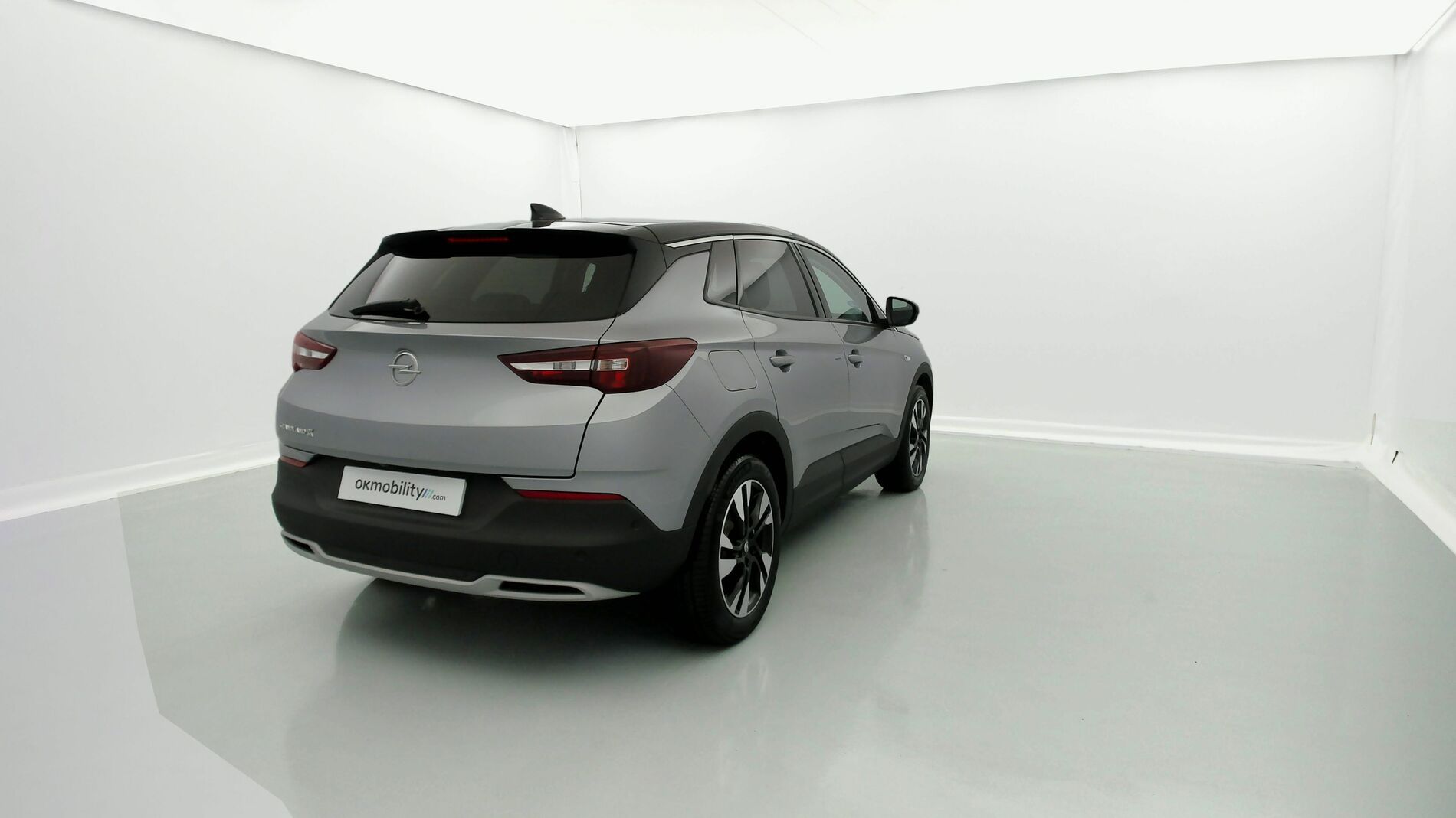 opel grandland x ultimate 1.6 PHEV 300 AT 2021 gris himalaya / techo negro 7