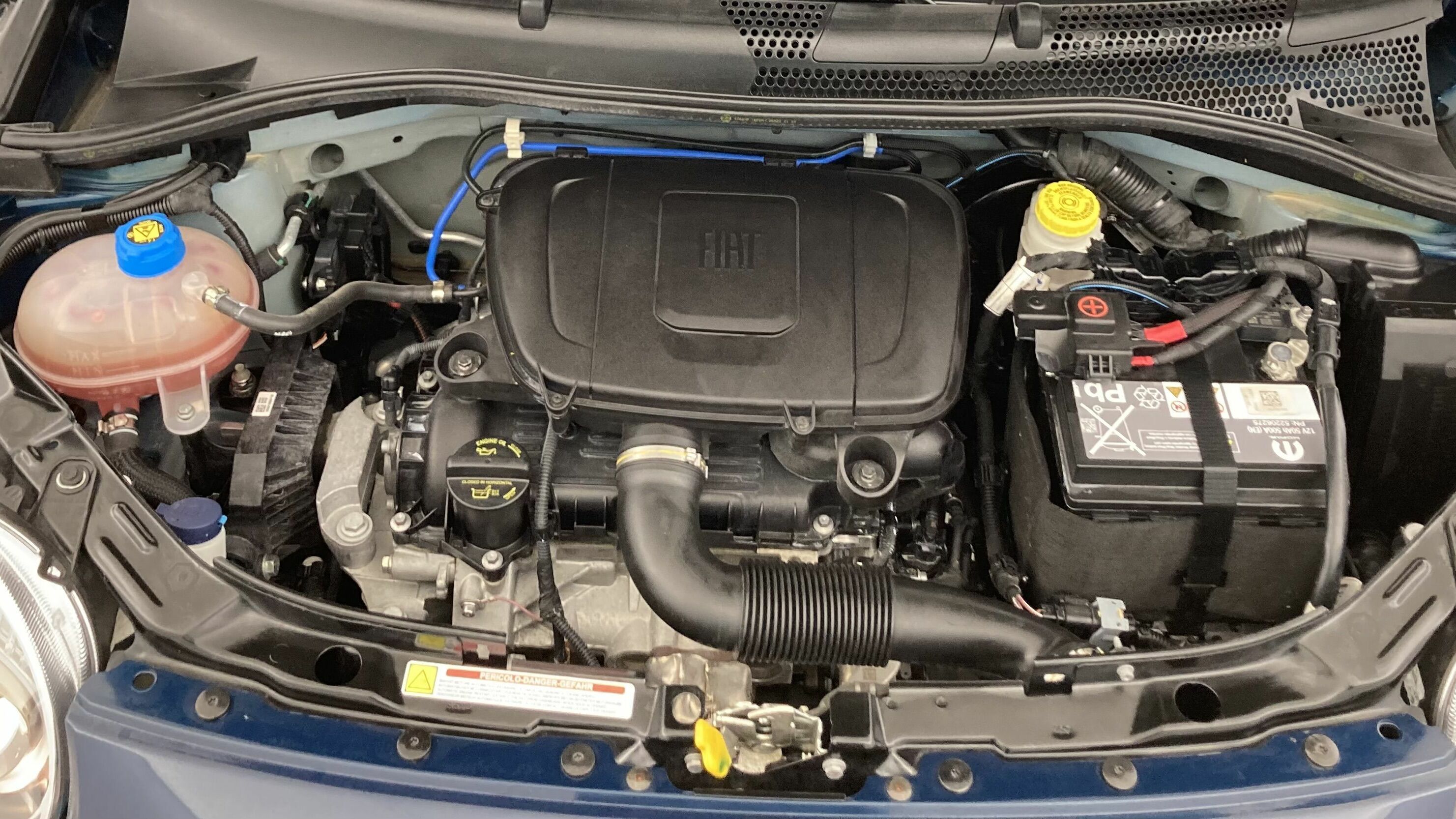 fiat 500 dolcevita 1.0 HYBRID 70 MHEV 2023 azul di pinto di blu 19