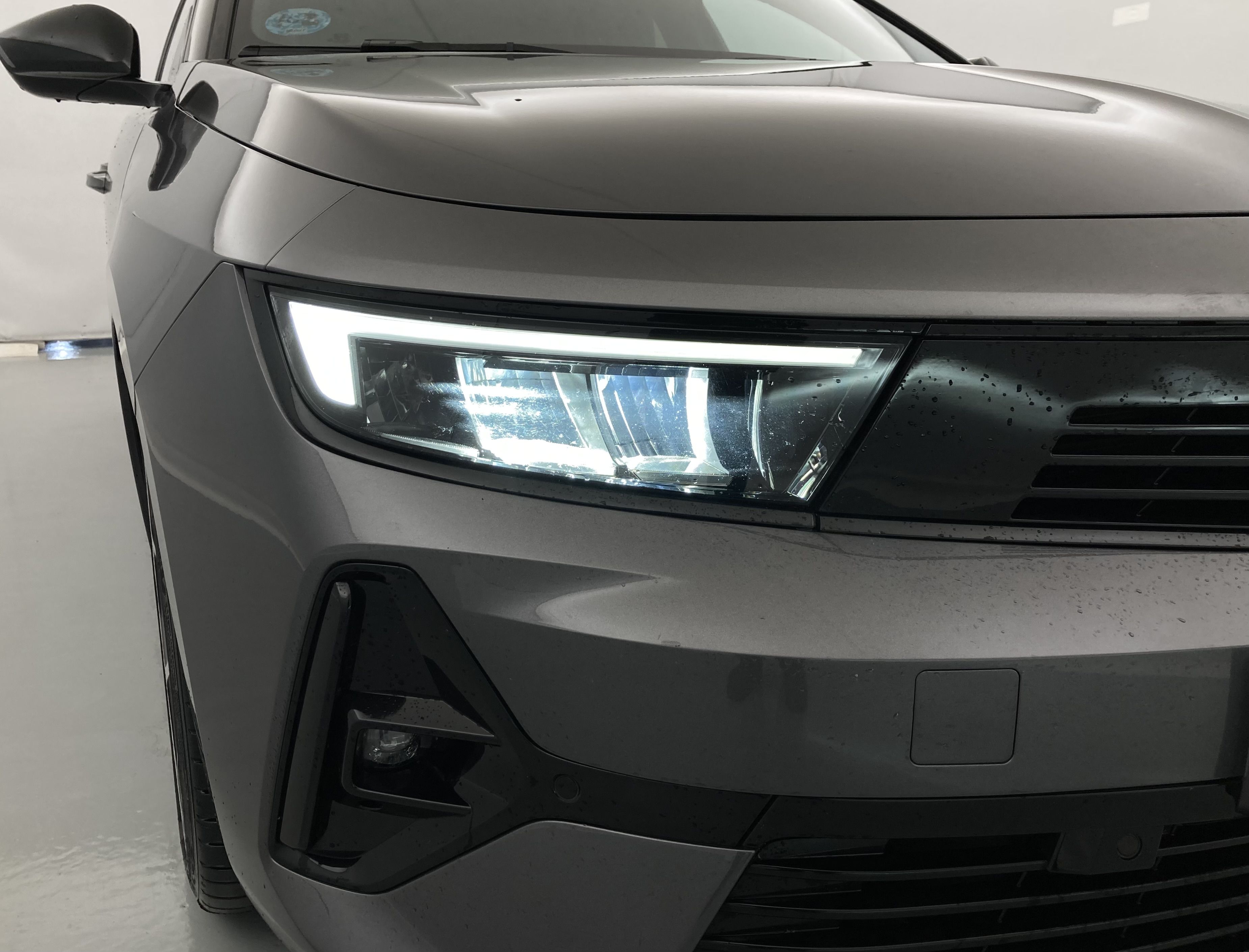 opel astra gs 1.2T 130 AT 2023 vulkan grey 14