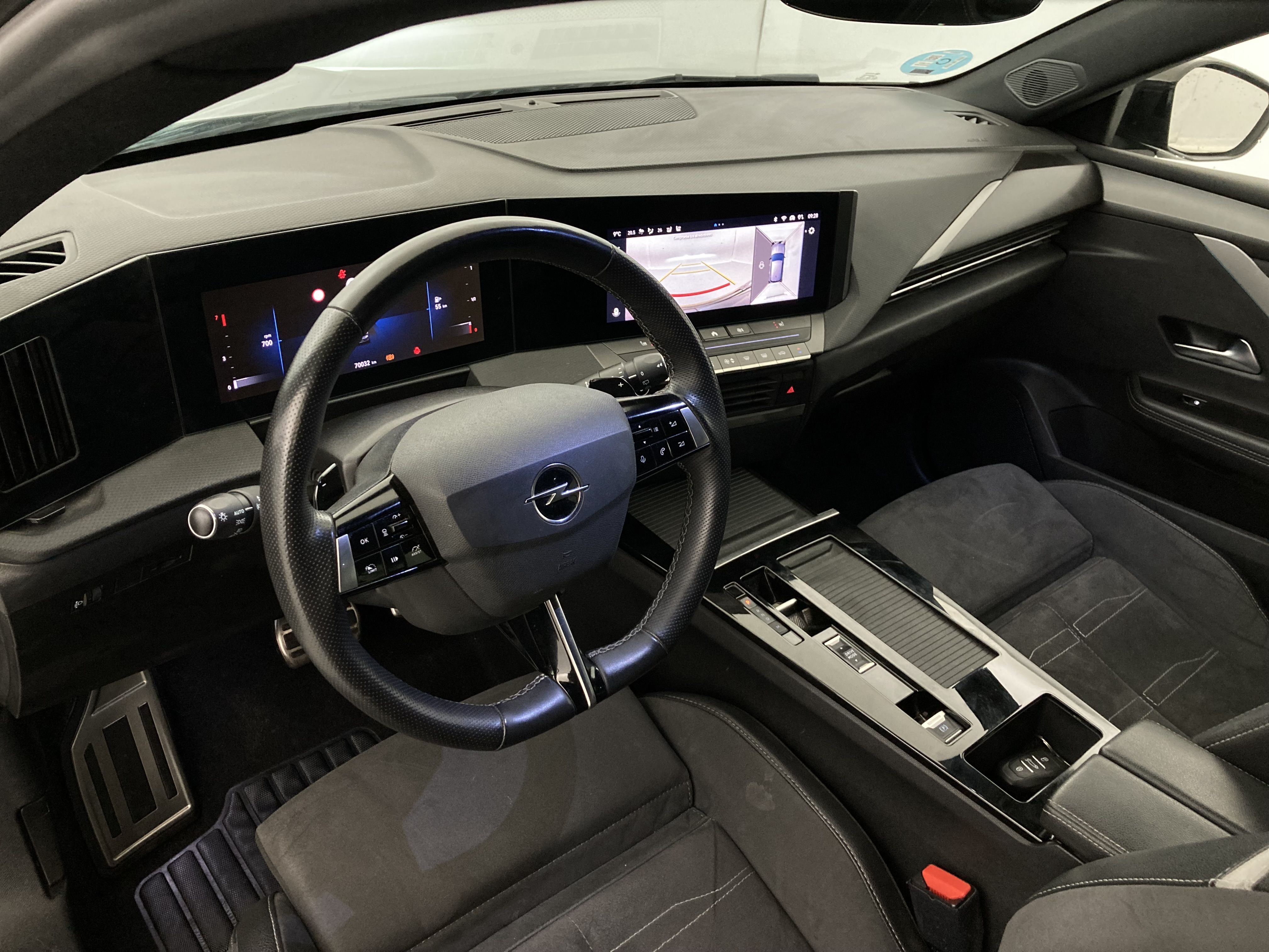 opel astra gs 1.2T 130 AT 2023 vulkan grey 18