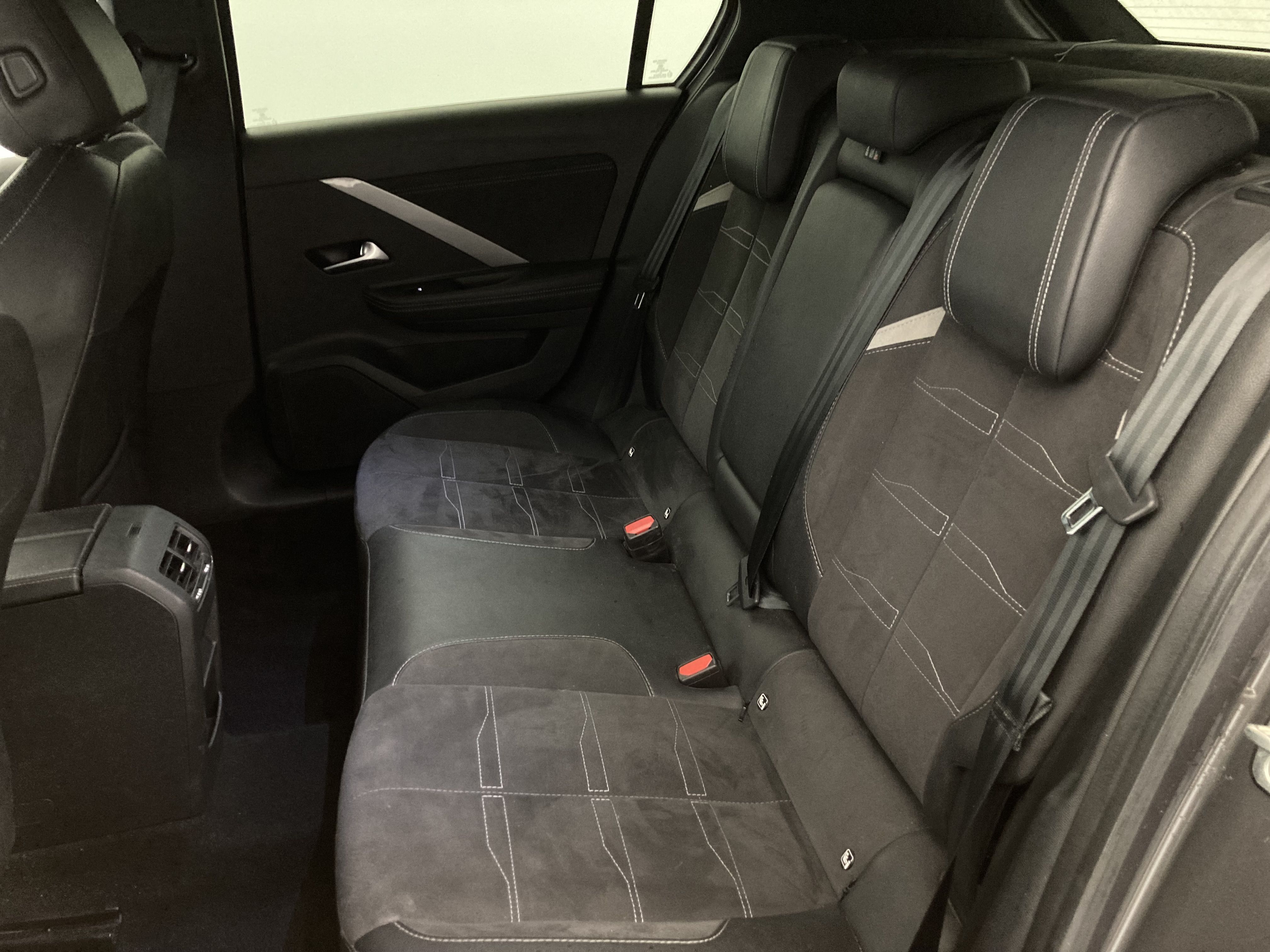 opel astra gs 1.2T 130 AT 2023 vulkan grey 21